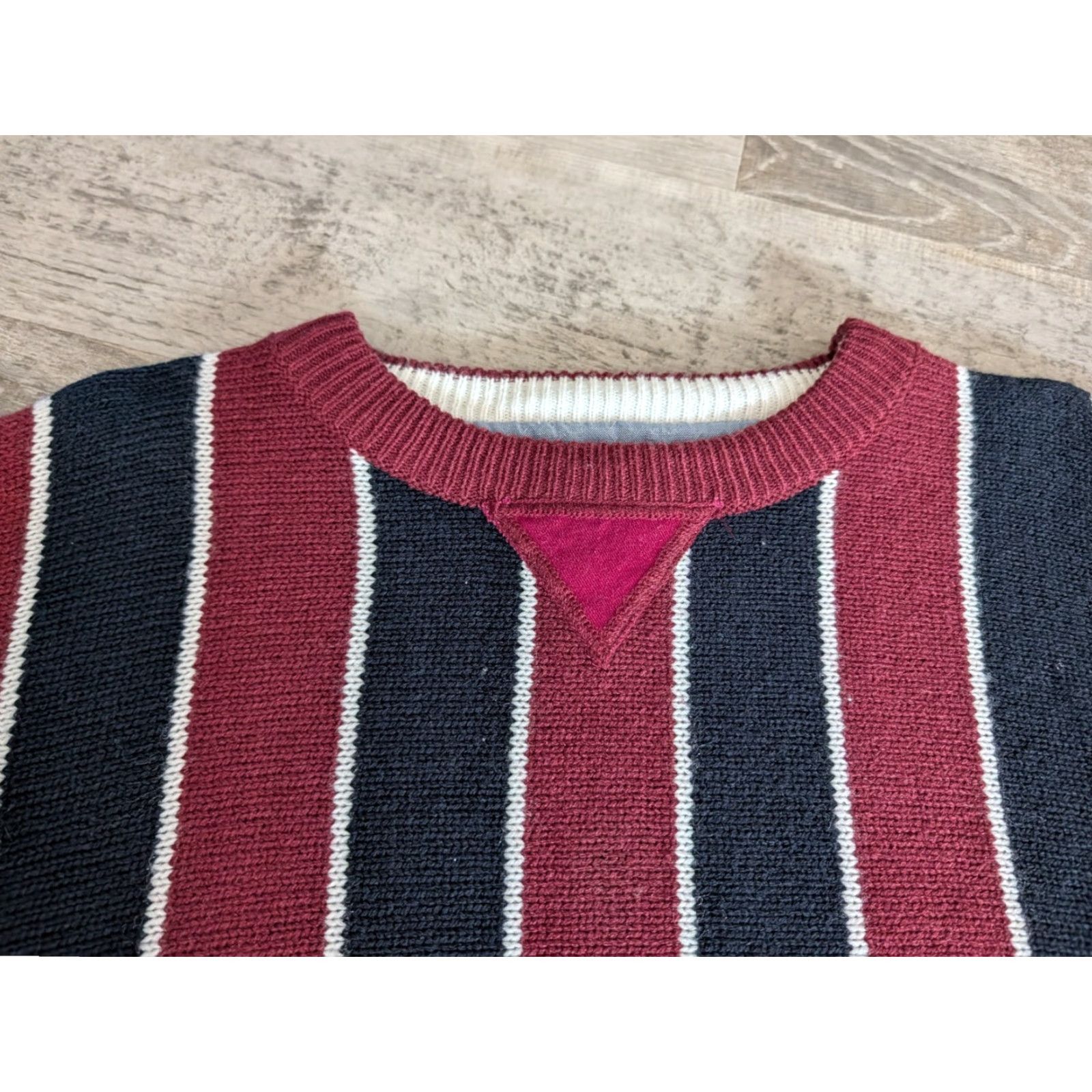 Vintage VINTAGE Gitano Striped Crew Neck Sweater Mens Size M Burgundy Black Long Sleeve 80s 90s Classic Size US M / EU 48-50 / 2 - 6 Thumbnail