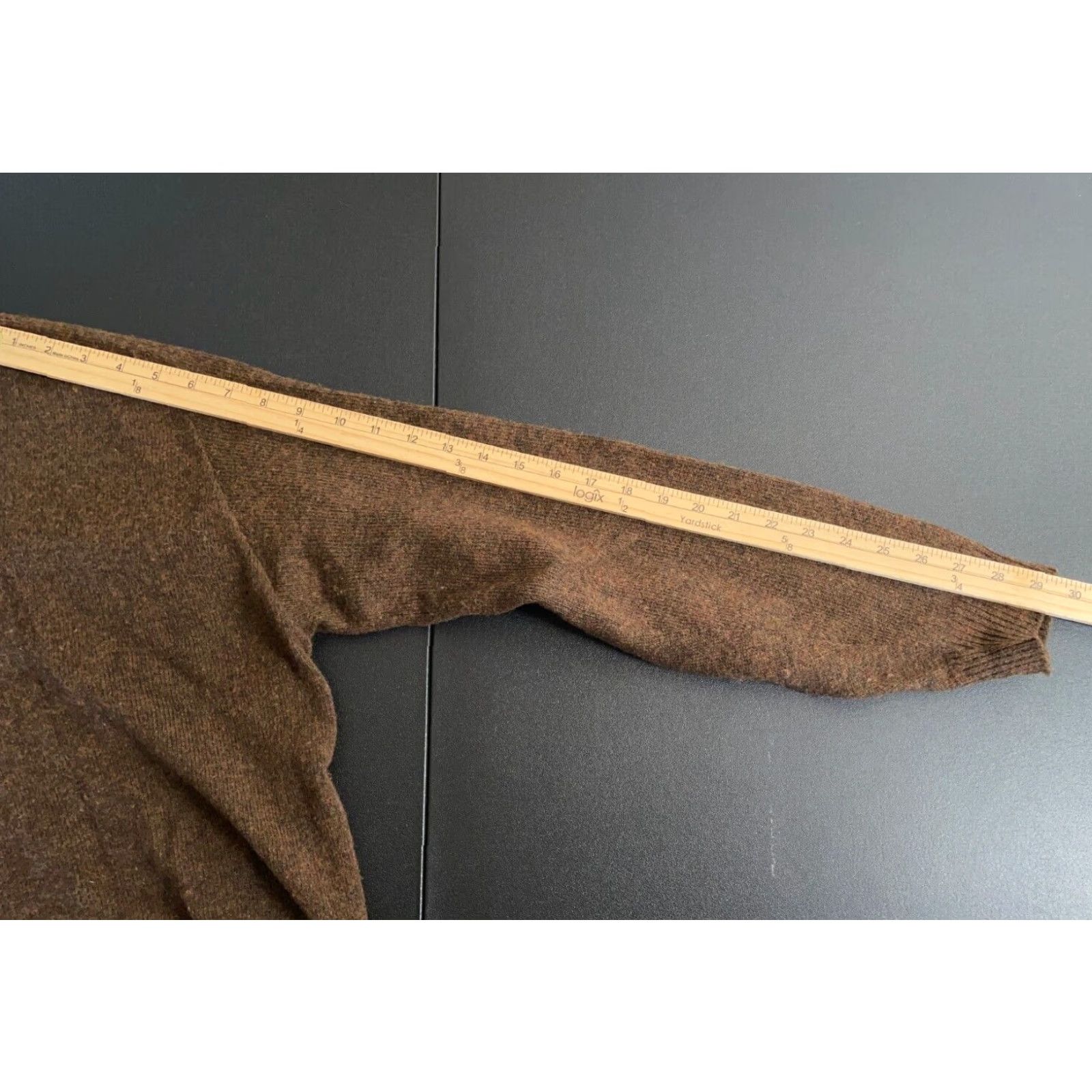 Arrow VTG Arrow V-Neck Wool Blend Sweater Adult Medium Brown Mens 70s Size US L / EU 52-54 / 3 - 7 Thumbnail