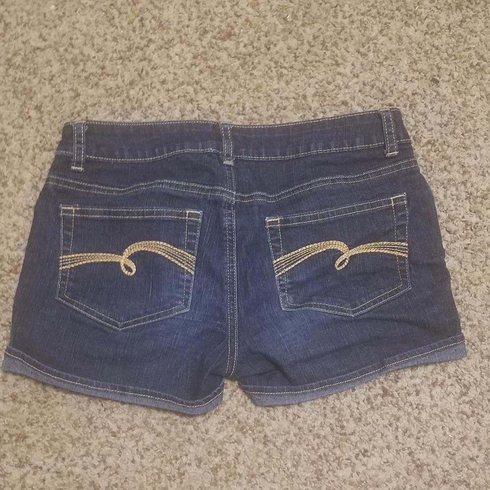 Designer Justice Jean Shorts Size 14 Size US 26 / EU 42 - 2 Thumbnail