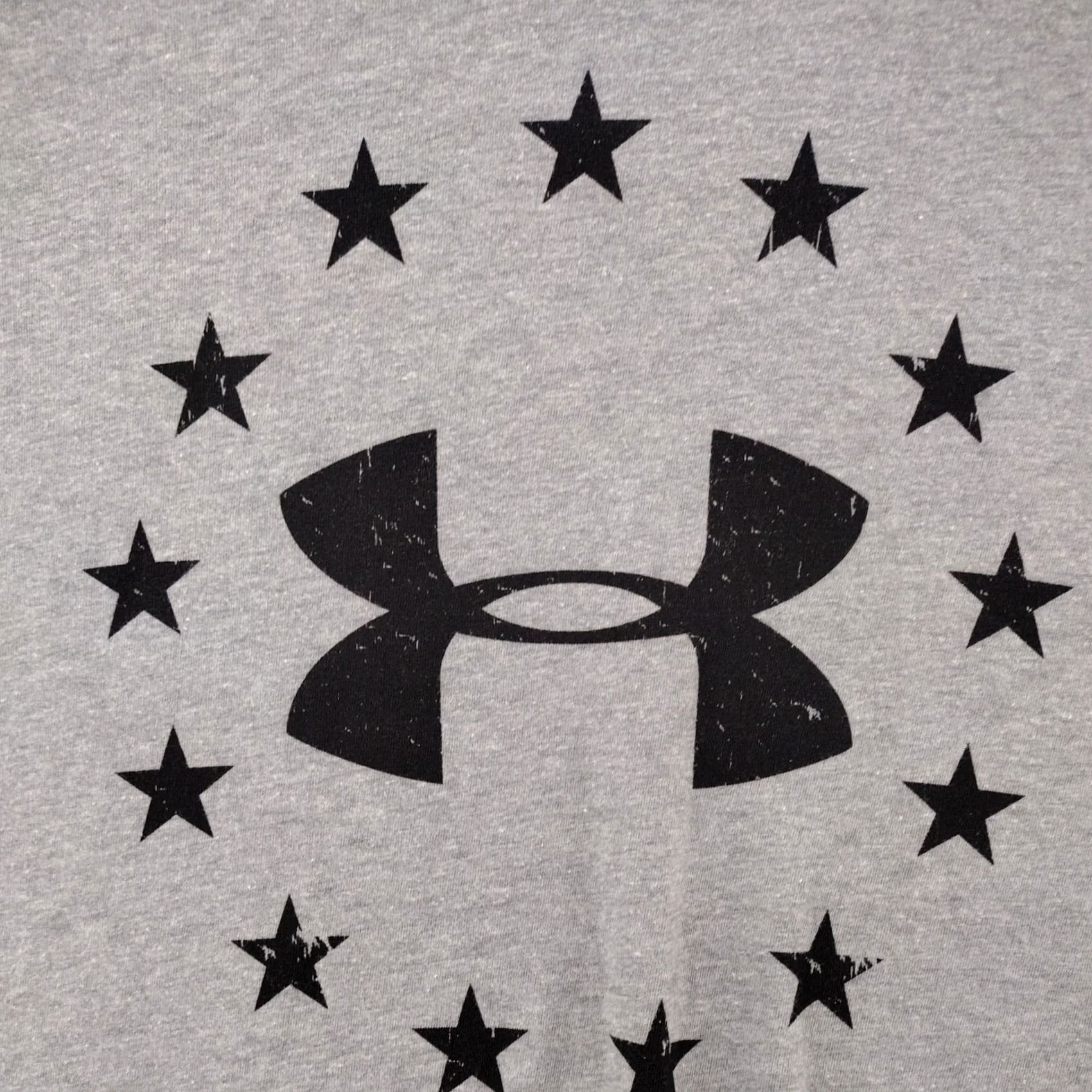 Under Armour Under Armor Heat Gear Shirt Mens XXL Gray Graphic T Stars Loose Fit Workout Size US XXL / EU 58 / 5 - 2 Thumbnail