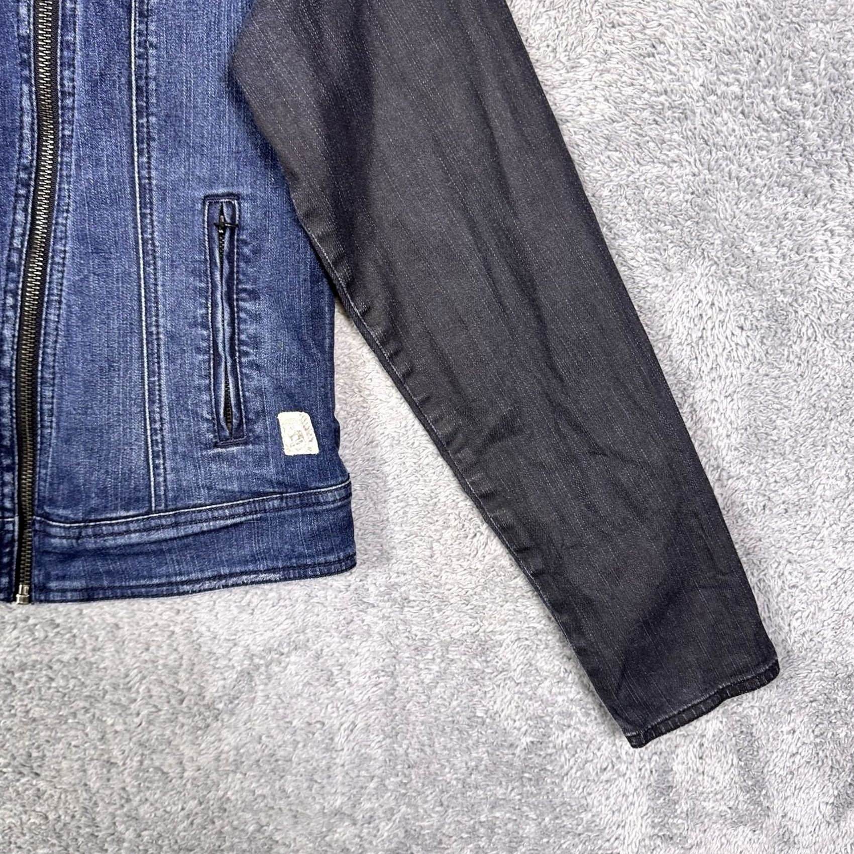 Silver Jeans Co. Silver Jeans Co Denim Jacket Womens S Trucker Boho Moto Full Zip Grunge Y2K Jacket Womens S Blue Geometric 80s? Size 28" / US 6 / IT 42 - 3 Thumbnail
