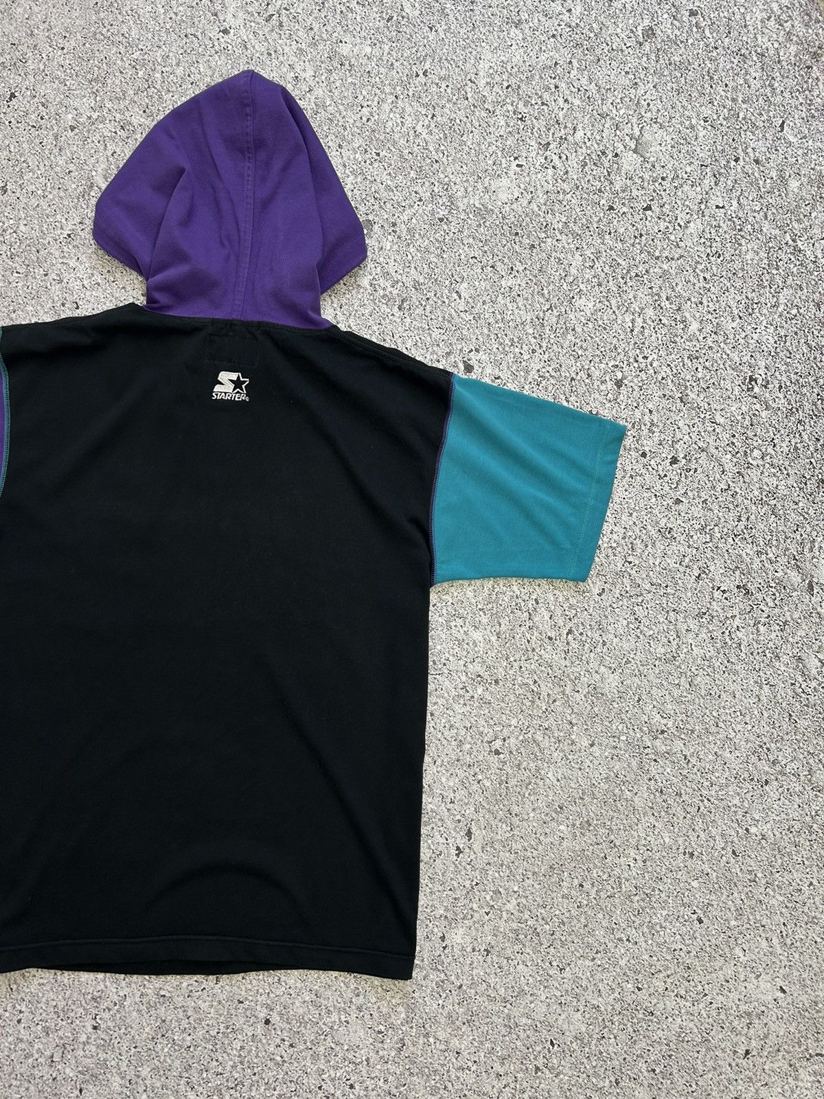 NBA × Starter Vintage 90’s Charlotte Hornets NBA Crazy American T-Shirt Size US M / EU 48-50 / 2 - 7 Thumbnail