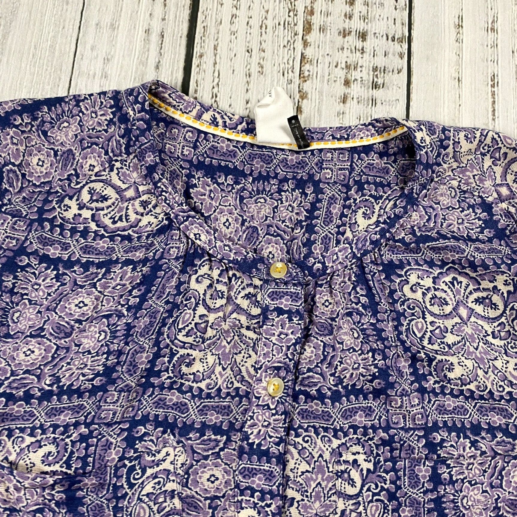 Anthropologie AKEMI + KIN Paisley Print Blouse Purple Size S Women Casual 3/4 Sleeve Boho Size S / US 4 / IT 40 - 2 Thumbnail