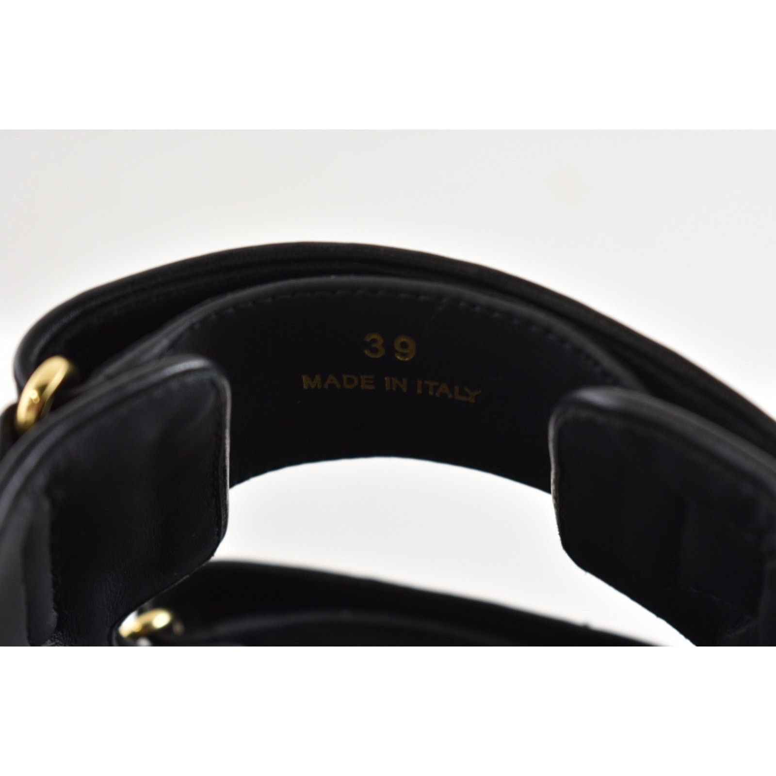 Miu Miu Miu Miu Matelasse Black Gold Logo Flat Slide Sandal 39 Size US 9 / IT 39 - 18 Thumbnail