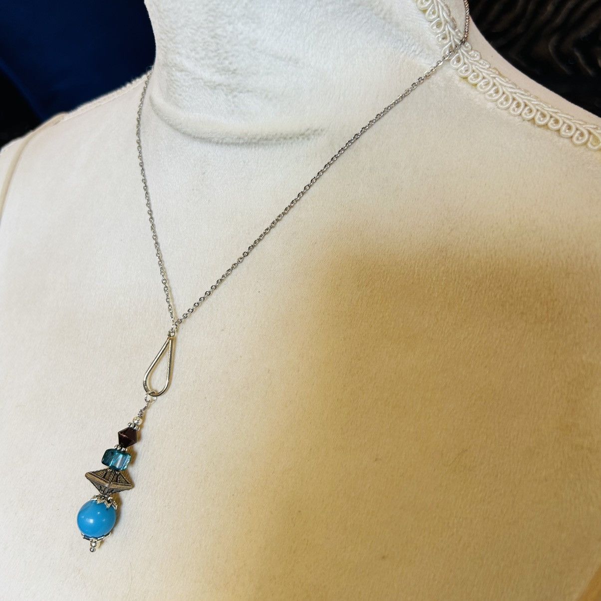 Handmade Handcrafted vintage bead drop pendant on chain necklace Size ONE SIZE - 3 Thumbnail
