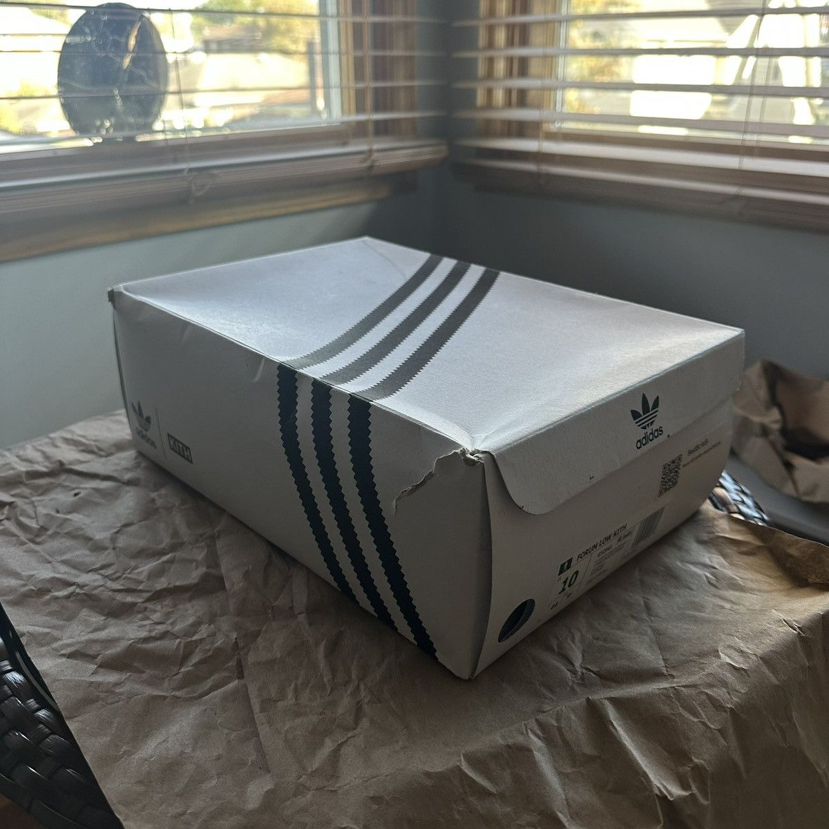 Adidas × Kith Kith x Adidas Forum Low Size US 10.5 / EU 43-44 - 7 Thumbnail