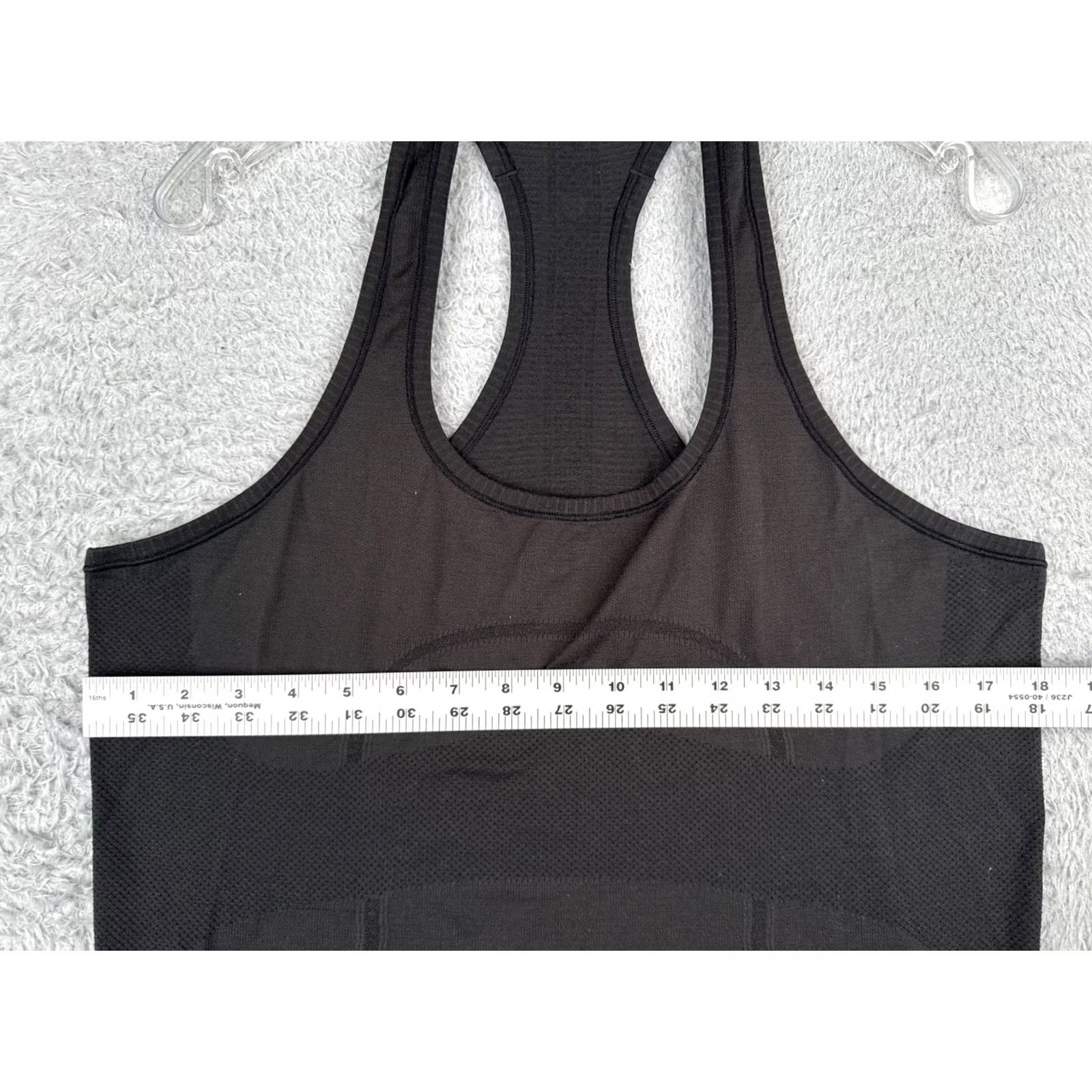 Lululemon Lululemon Shirt Women 12 Black Swiftly Tech Tank Running Gym Workout Casual Sleeveless Racerback Athletic Fit Size XL / US 12-14 / IT 48-50 - 6 Thumbnail