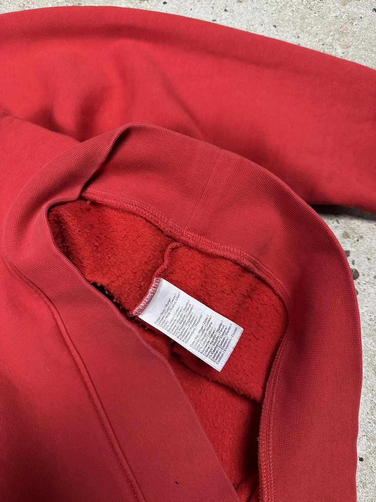 Lacoste × Vintage Vintage Y2K Lacoste Red Crewneck Jumper Small Logo Size US S / EU 44-46 / 1 - 7 Thumbnail