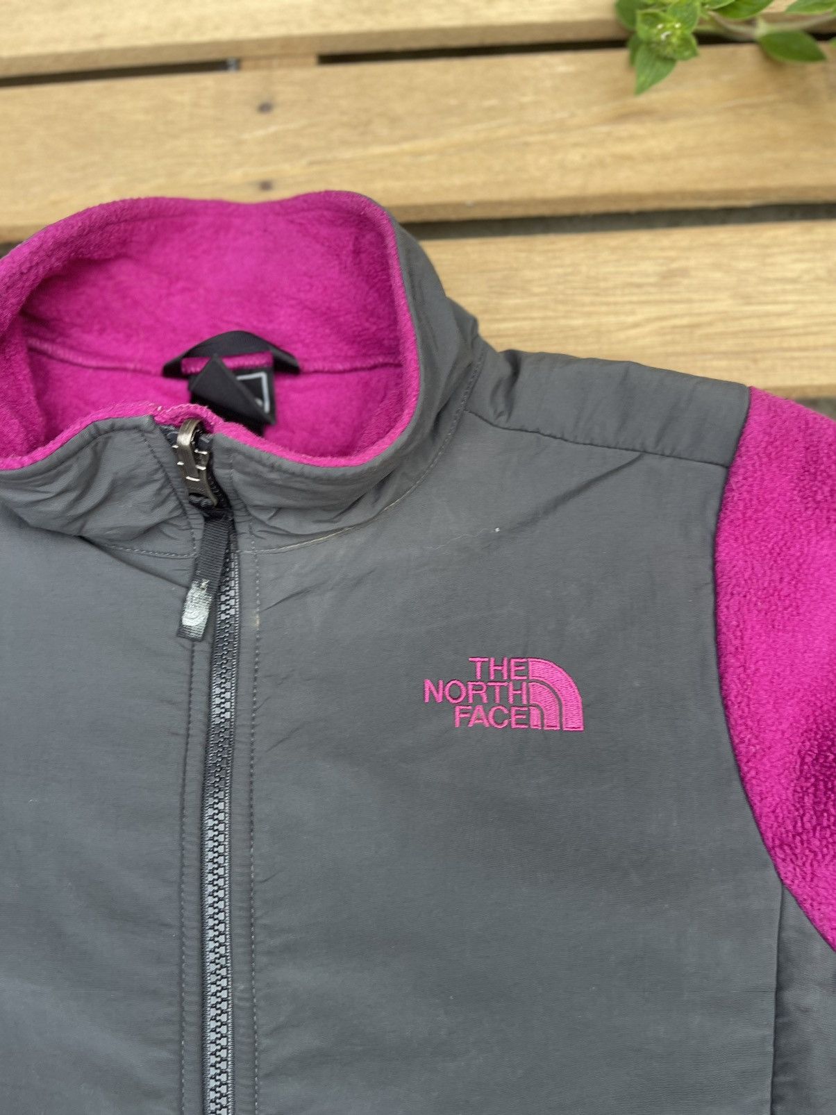 The North Face The North Face Two-Tone Full Zip Fleece Jacket Magenta Grey Size S / US 4 / IT 40 - 4 Thumbnail