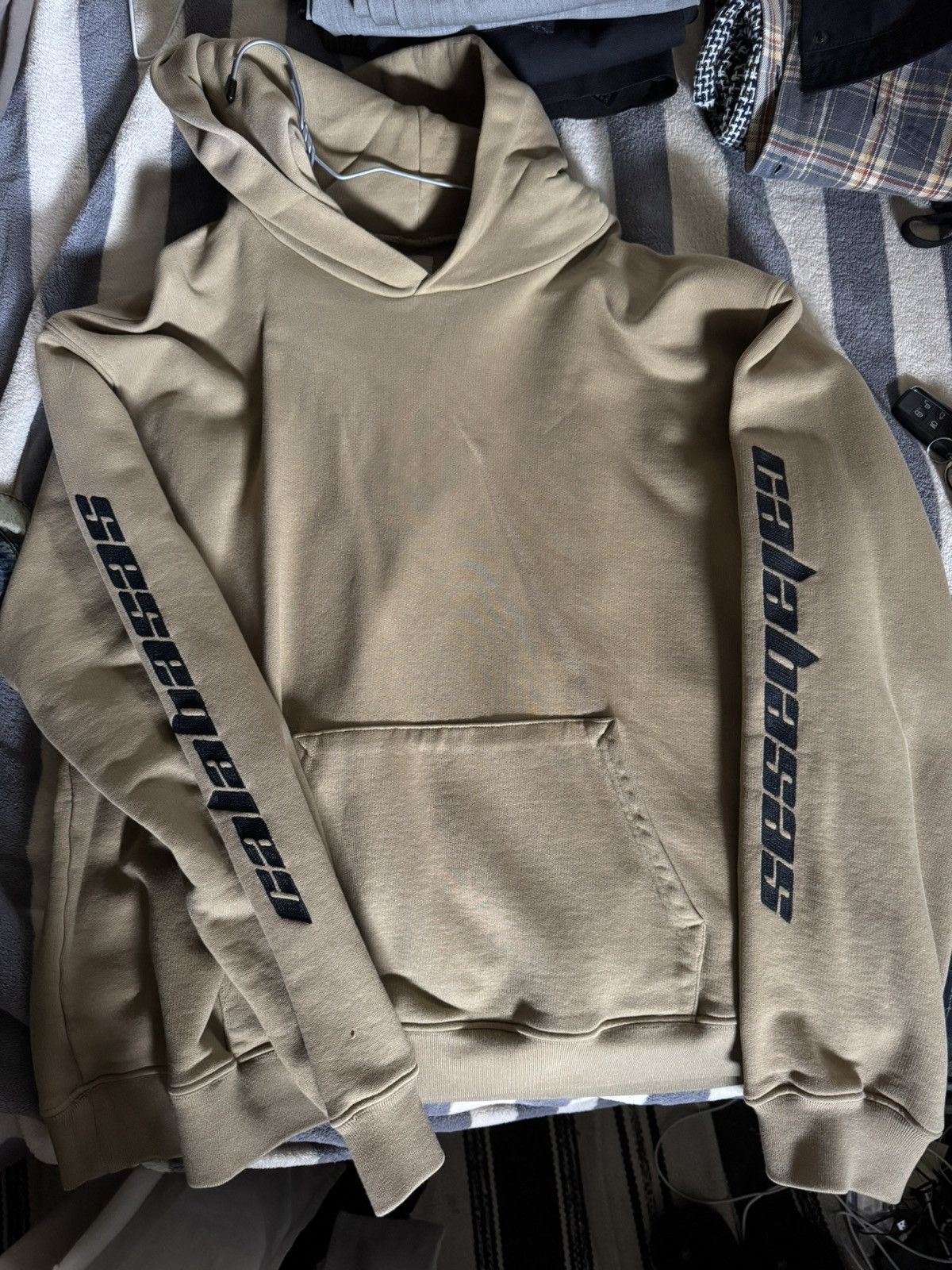 Yeezy Calabasas Hoodie shops Beige XL