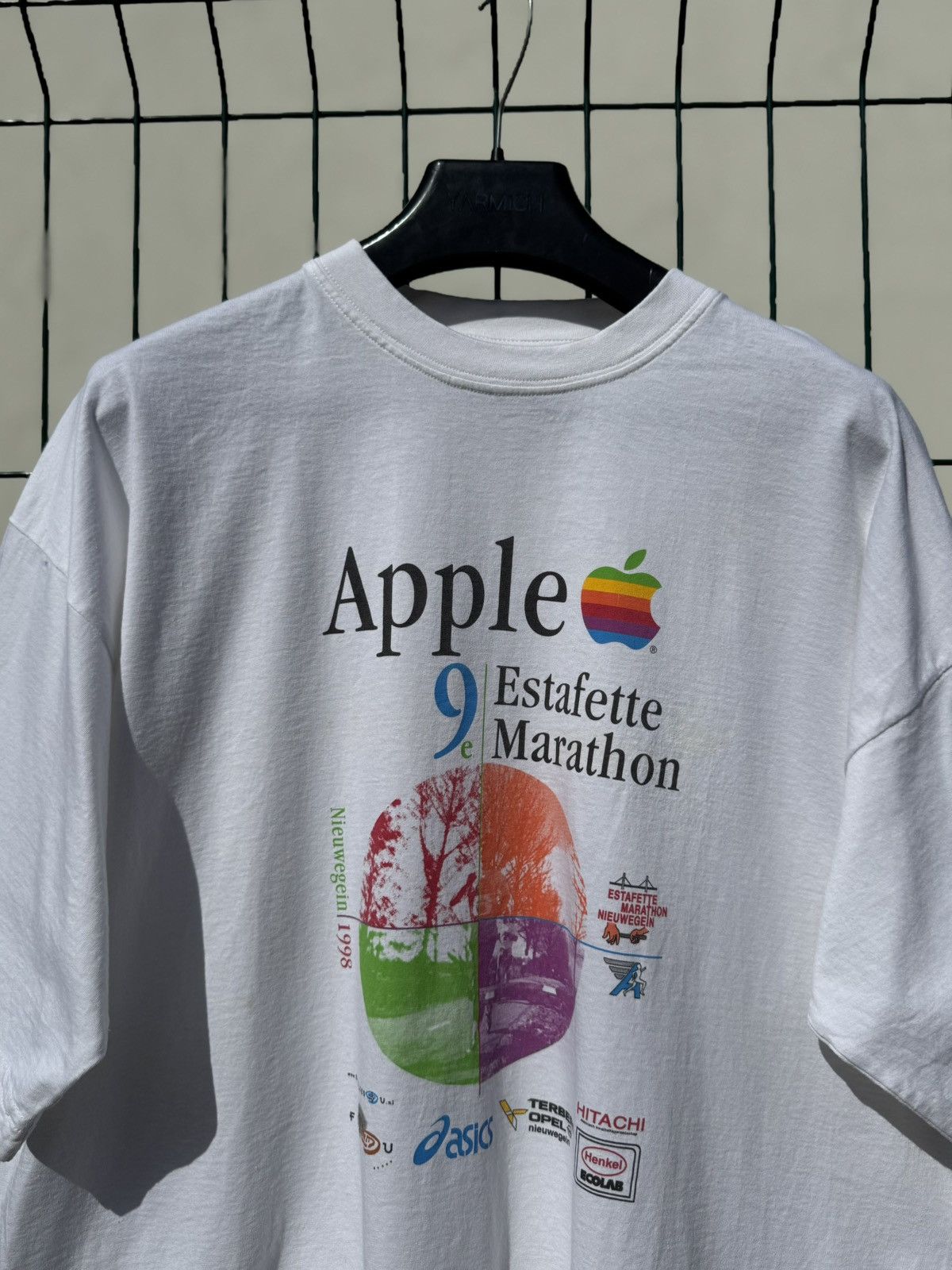 Vintage Vintage 1998 Apple Marathon Graphic Tee T Shirt Size US XL / EU 56 / 4 - 3 Thumbnail