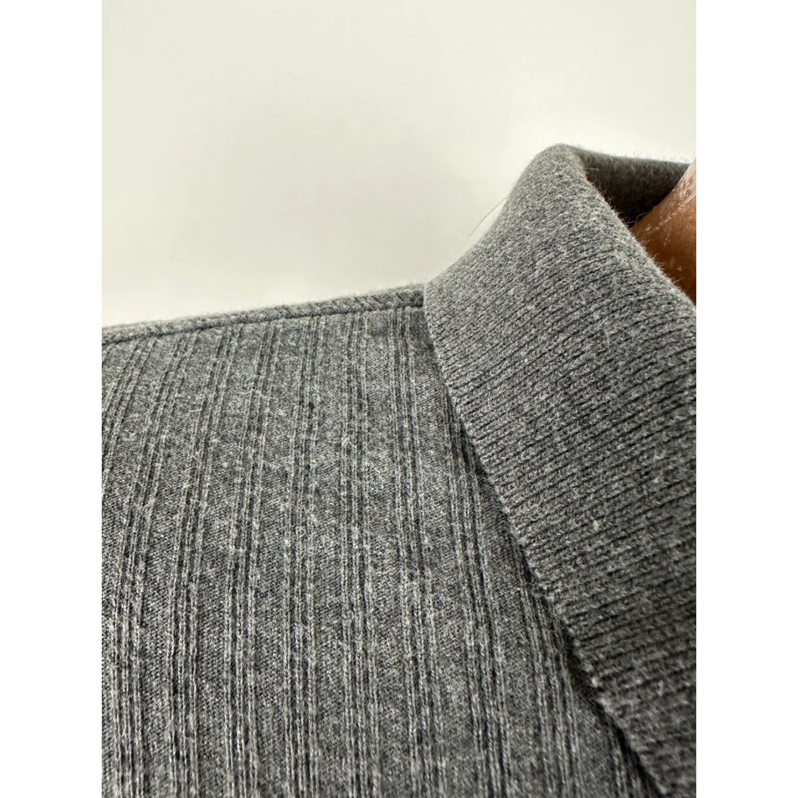 Banana Republic VINTAGE Banana Republic Polo Shirt Men Large 90s Ribbed Cotton Gray Formal Casual Golf Tennis L Mens Size US L / EU 52-54 / 3 - 3 Thumbnail