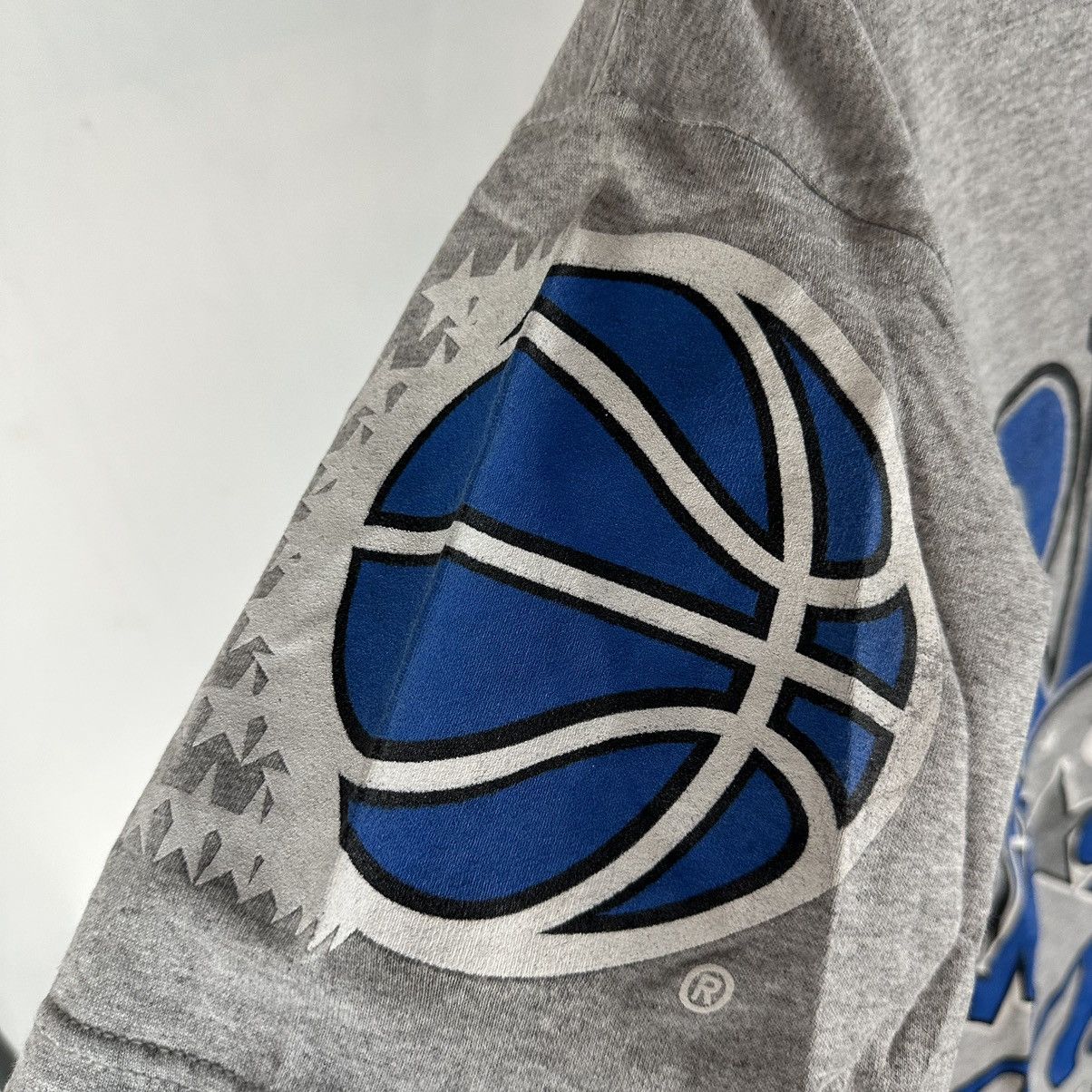 Lee × NBA × Vintage Vintage 90s Orlando Magic Basketball AOP NBA Large T-shirt Size US L / EU 52-54 / 3 - 5 Thumbnail