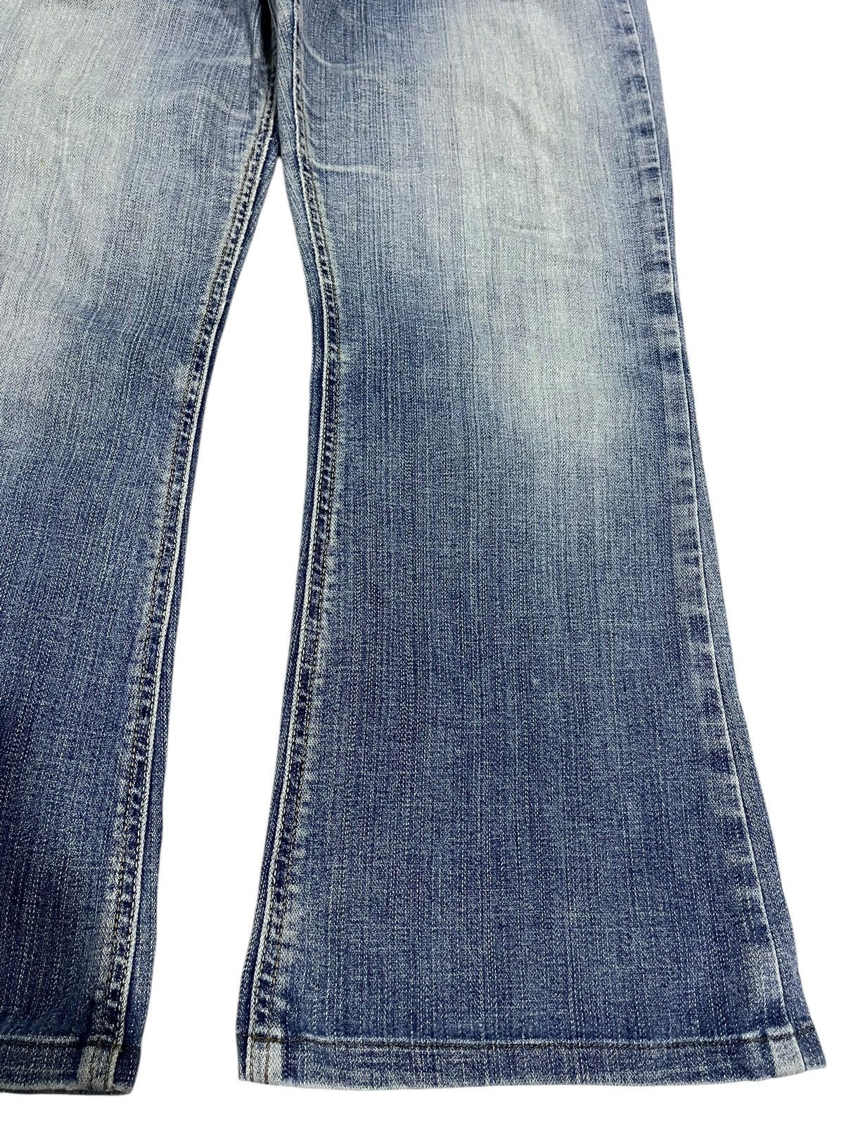 If Six Was Nine × Japanese Brand × Le Grande Bleu (L.G.B.) FLARE💥 Y2K JAPANESE BRAND WASHED BLUE JEANS Size 30" / US 8 / IT 44 - 5 Thumbnail
