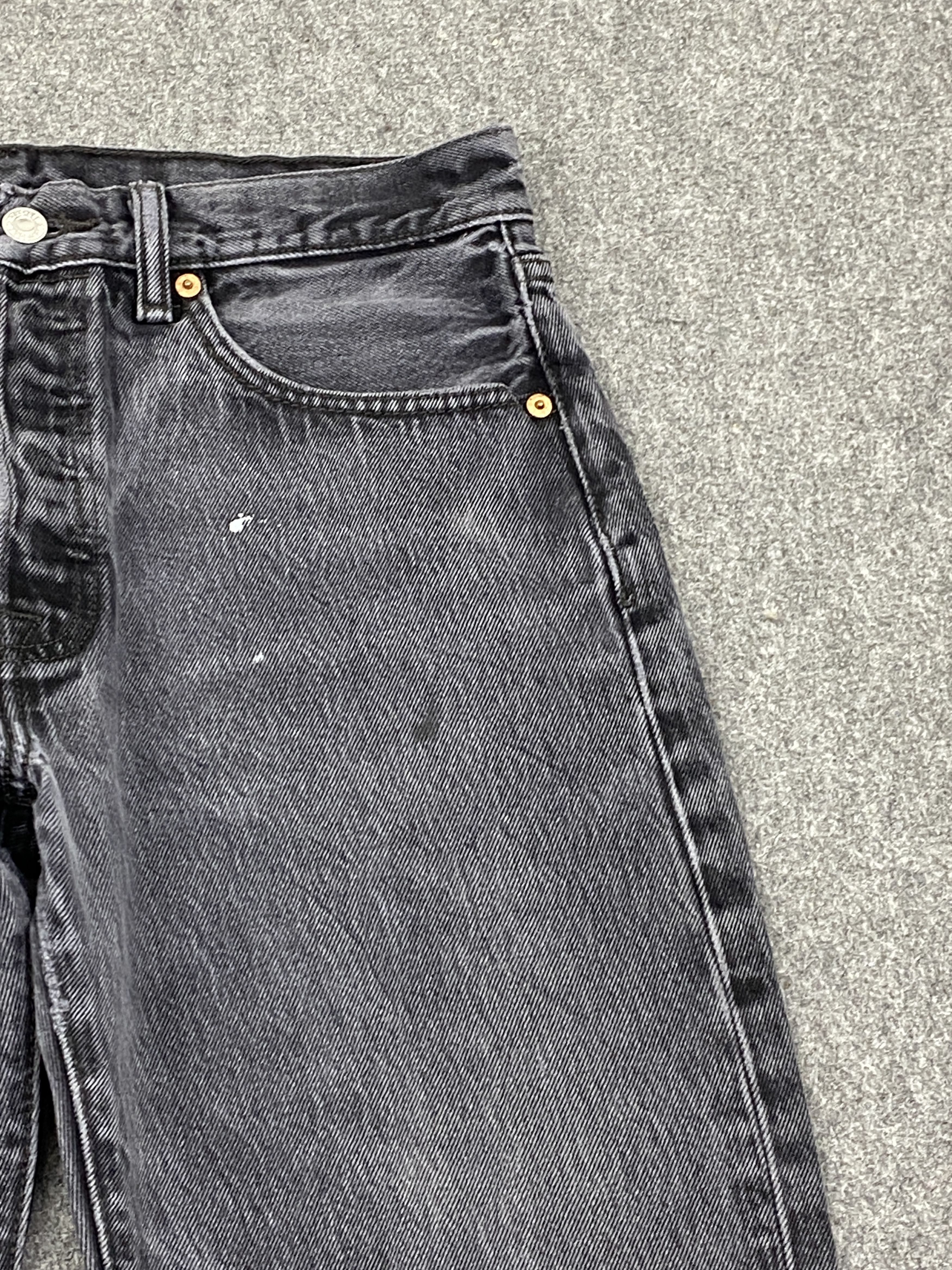 Levi's Vintage Levis 501 Distressed Faded Black Jeans DP2733 Size US 31 - 15 Thumbnail