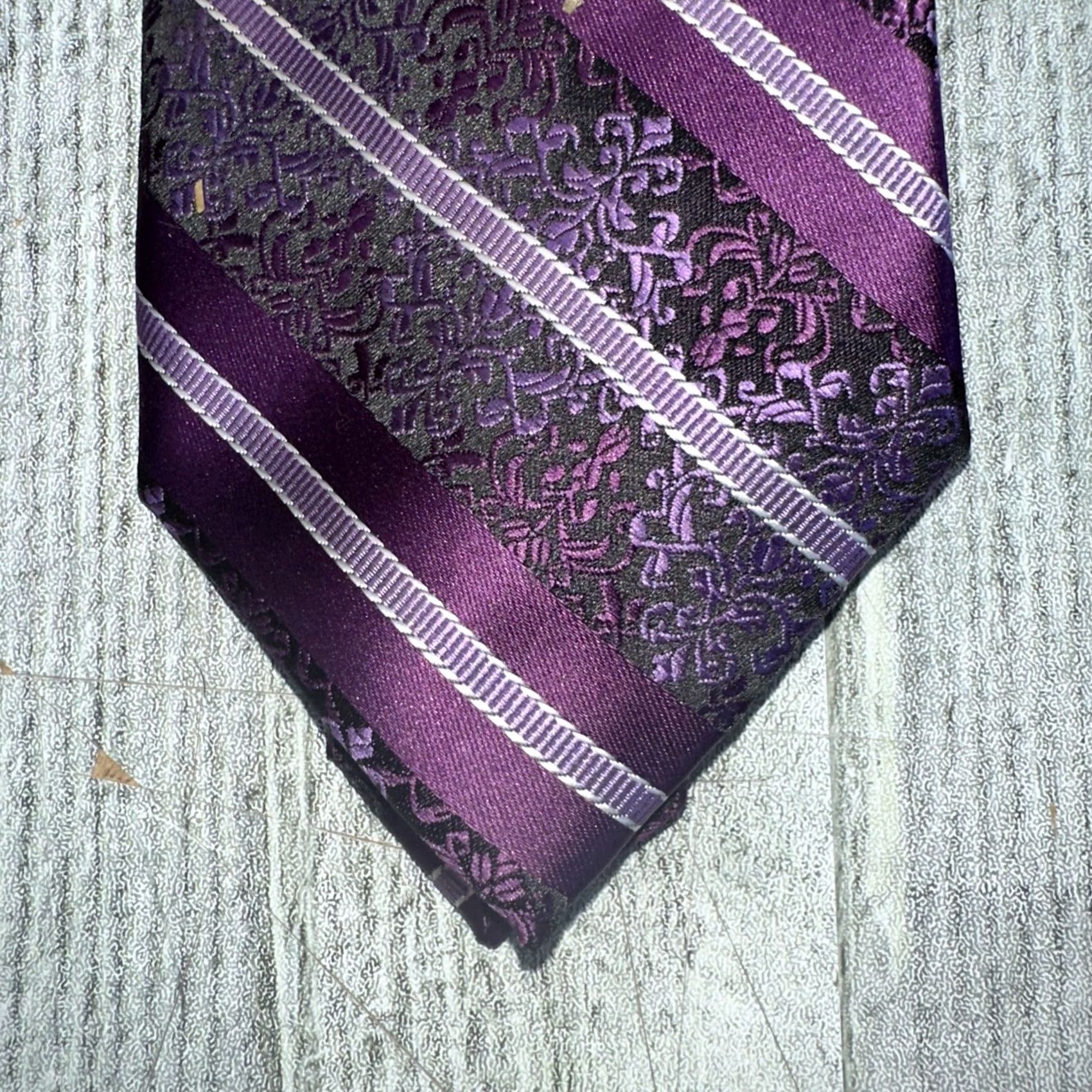 Essentials VINTAGE? Men’s Stratford Essentials Purple Stripes 60 Inch Tie Shirt Men Striped Tie Purple 60 Inch Essentials Boys? Size ONE SIZE - 3 Thumbnail