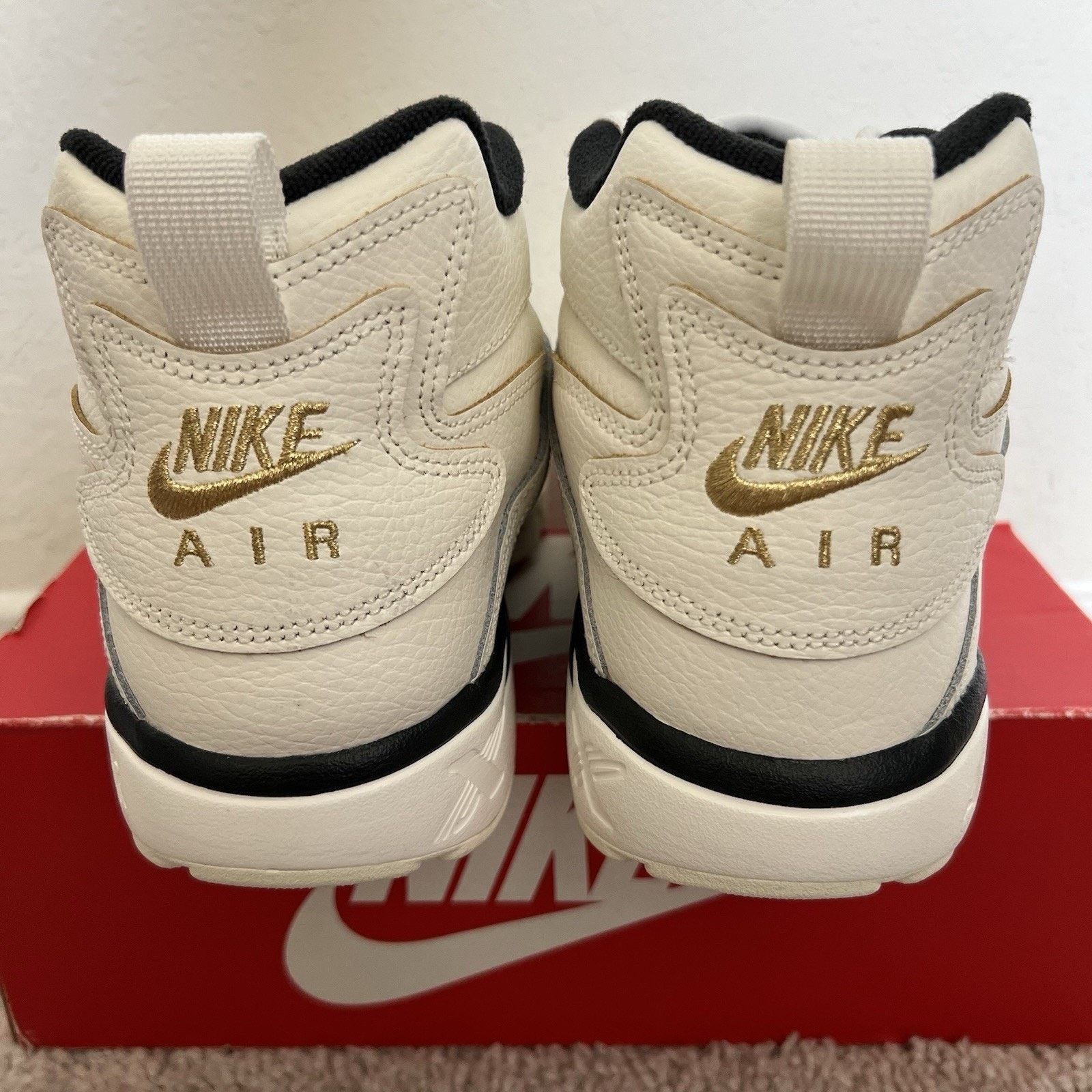 Nike Nike Air Diamond Turf Must Be The Money Sail Coconut Size 11 Size US 11 / EU 44 - 5 Thumbnail