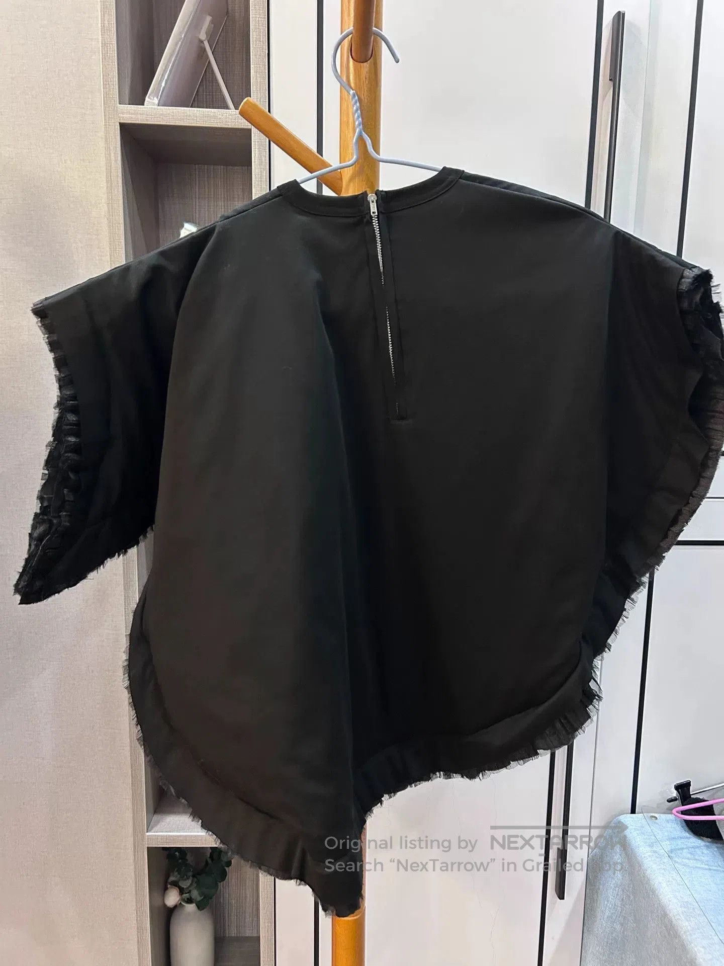 Comme des Garcons Comme des Garçons Irregular Round Top. Size S / US 4 / IT 40 - 3 Thumbnail