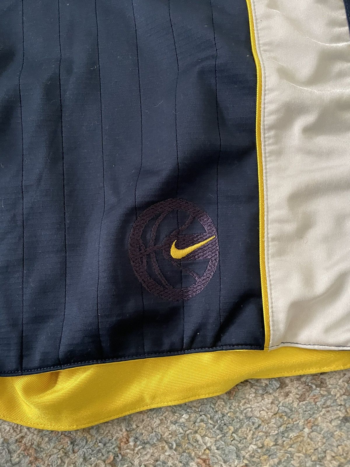 Nike × Vintage VTG Nike Reversible Y2K Dazzle Shorts XL Rare Silky 2000 Size US 34 / EU 50 - 2 Thumbnail