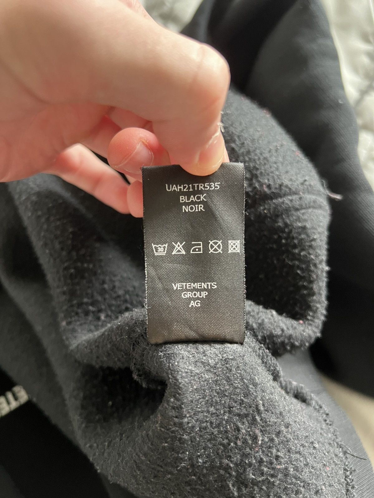 Vetements VETEMENTS logo hoodie Size US S / EU 44-46 / 1 - 8 Thumbnail