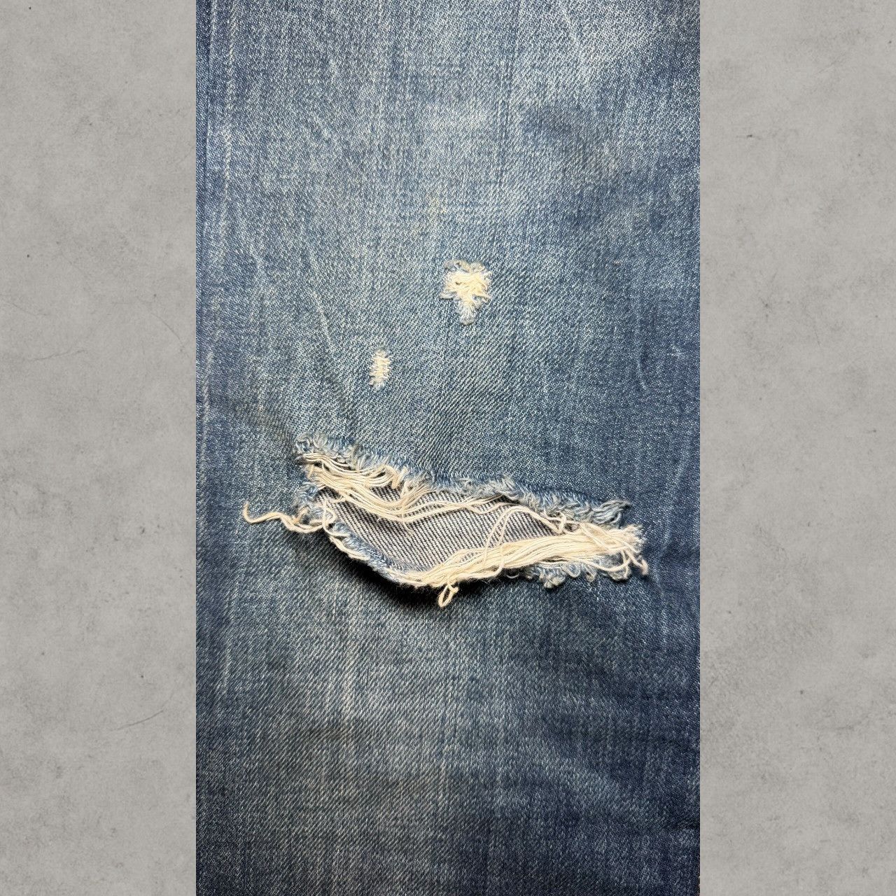 Saint Laurent Paris 2018 Saint Laurent Paris D02 Blue Crash Denim Sz 30 Size US 30 / EU 46 - 5 Thumbnail