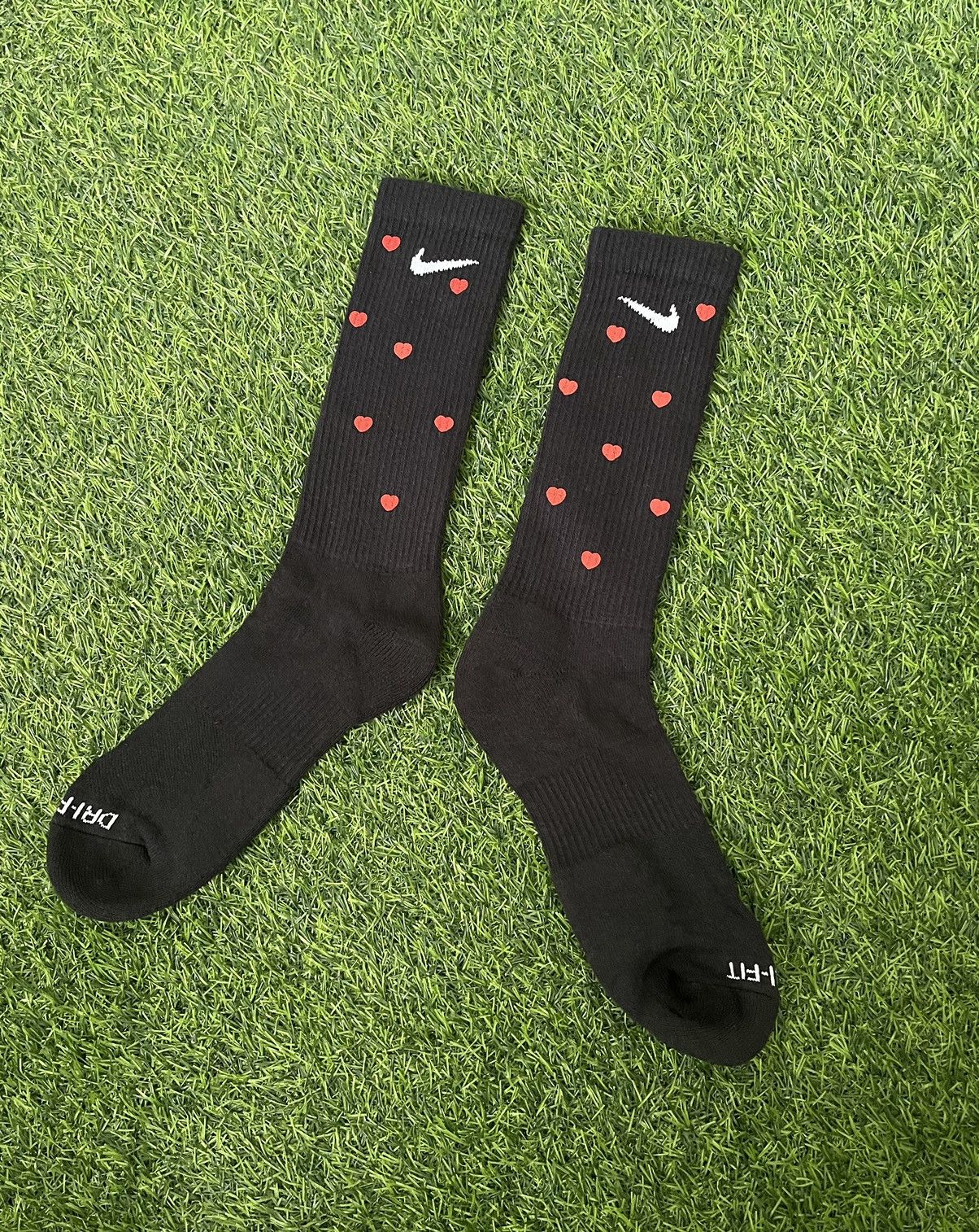 Nike NIKE CUSTOM HEART AOP SOCKS Size ONE SIZE - 1 Thumbnail