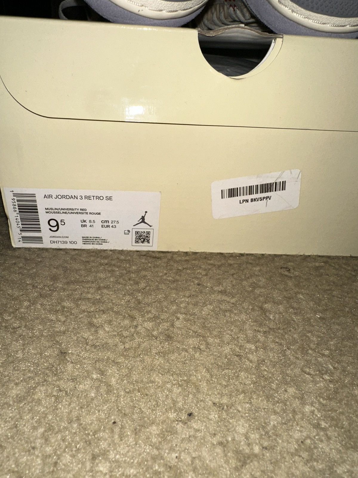 Jordan Brand × Nike Air Jordan Retro 3 SE Muslin Size US 9.5 / EU 42-43 - 7 Thumbnail
