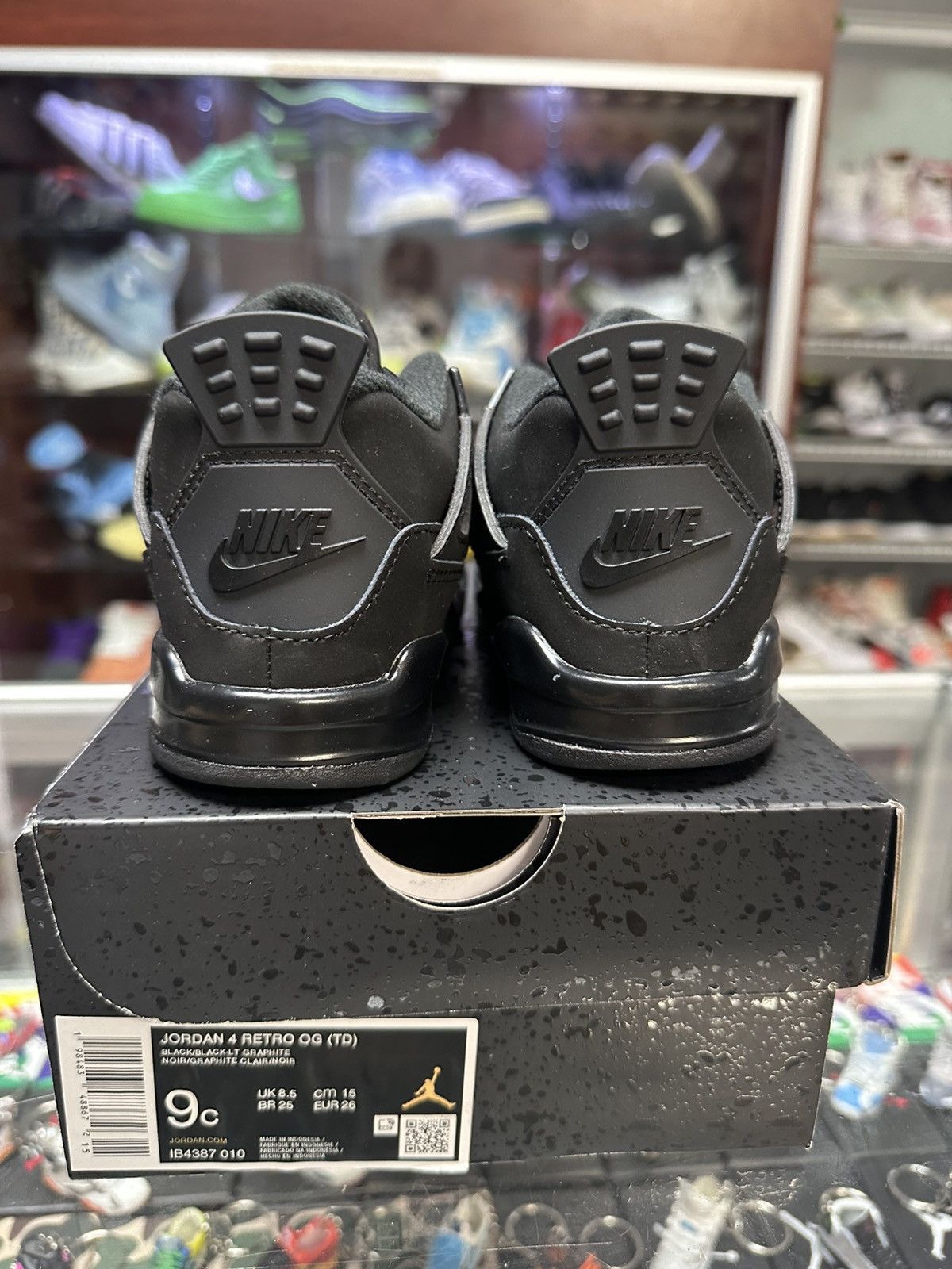 Jordan Brand **Size 9C** Jordan 4 Black Cat Size US 9 / EU 42 - 4 Thumbnail
