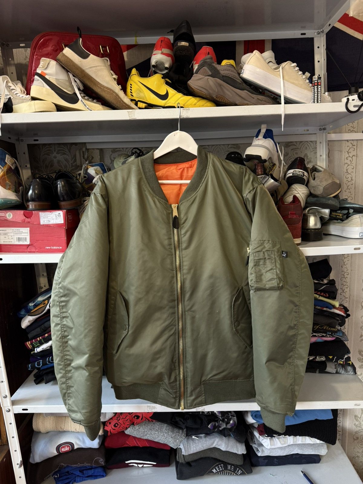 Alpha Industries Vintage Green Reversible Bomber Jacket MA1 Made in USA Size US XL / EU 56 / 4 - 4 Thumbnail