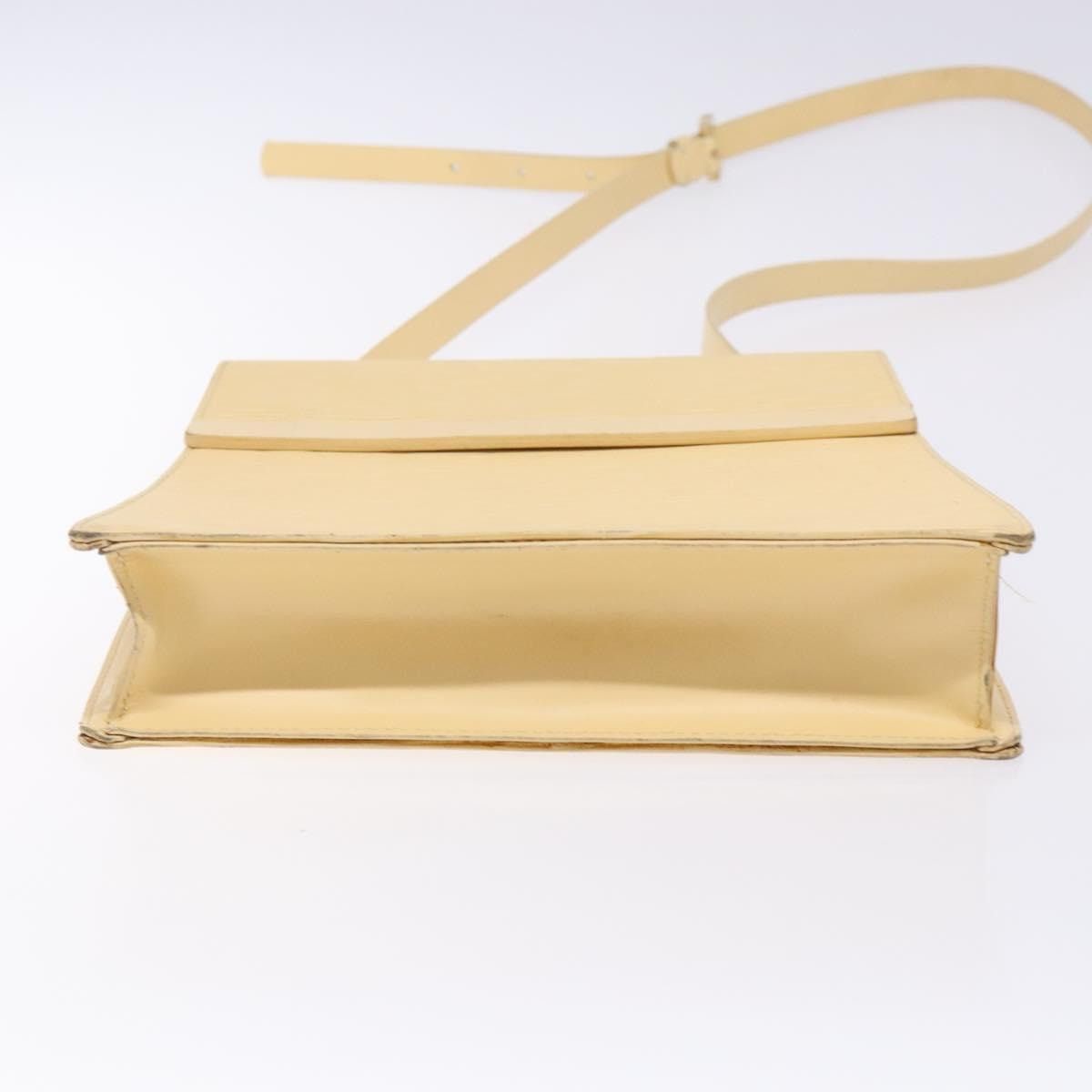 Louis Vuitton LOUIS VUITTON Epi Ramatuelle Shoulder Bag Cream Vanilla Size ONE SIZE - 9 Thumbnail