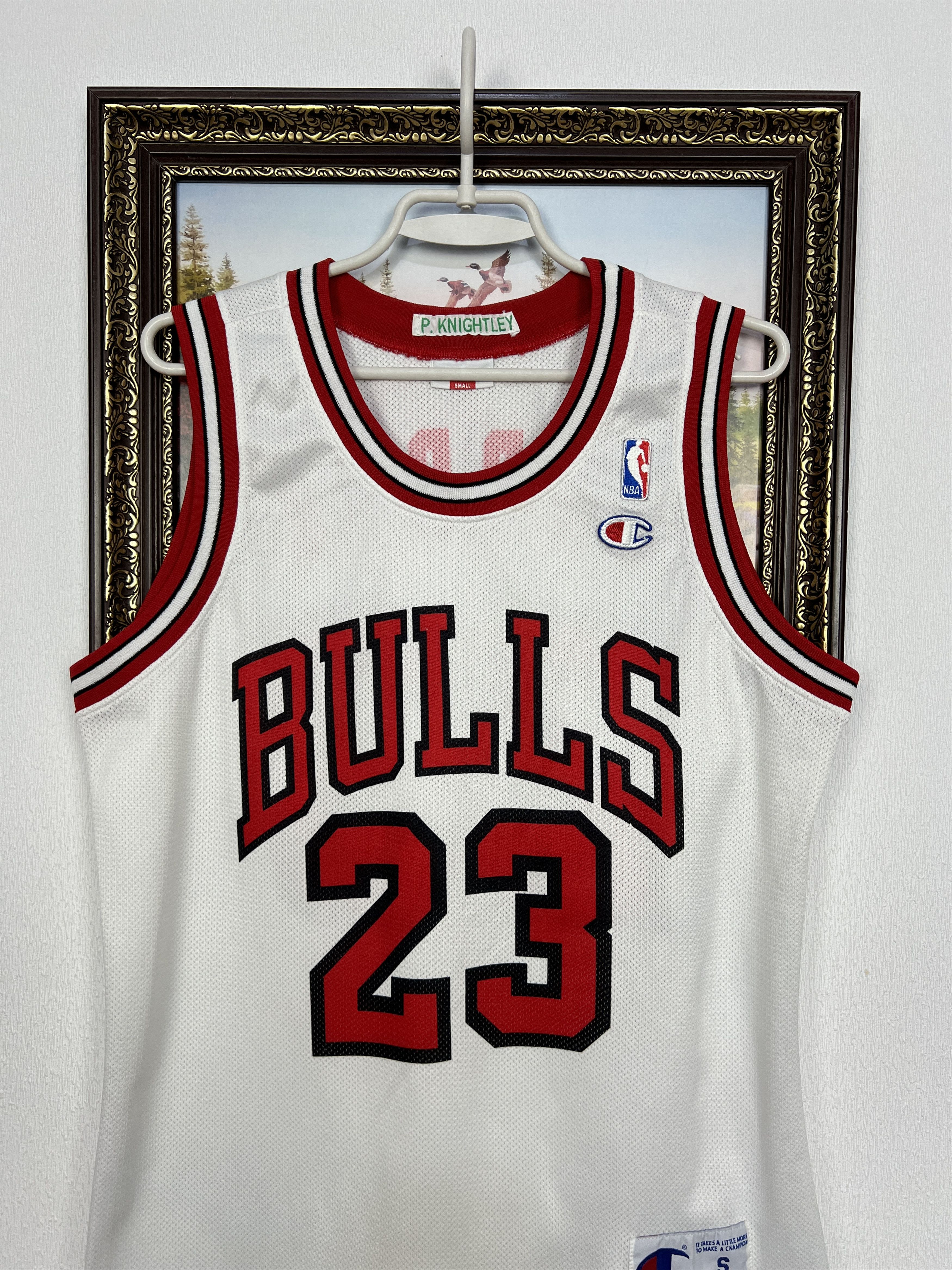 Champion Vintage 90's Champion Chicago Bulls #23 Jordan NBA Jersey Size US S / EU 44-46 / 1 - 2 Thumbnail