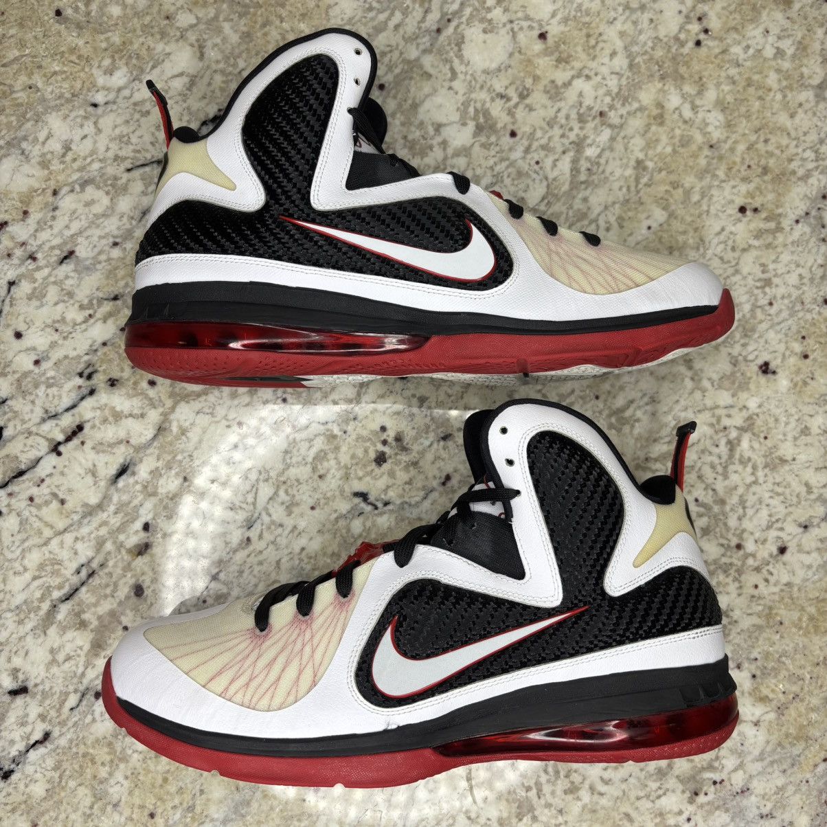 Nike Size 14 - Nike LeBron 9 Miami Heat Home Very Clean OG Box Size US 14 / EU 47 - 2 Thumbnail
