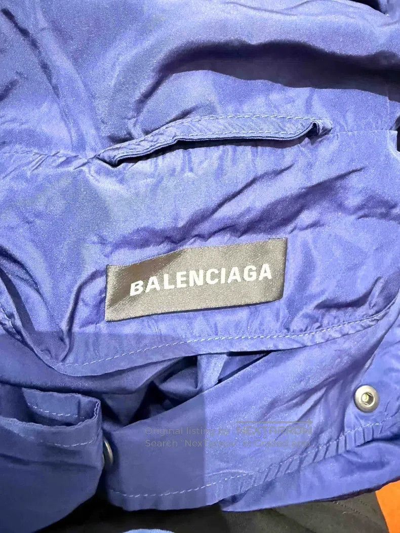 Balenciaga Balenciaga Navy blue windbreaker with back logo print, siz Size US S / EU 44-46 / 1 - 3 Thumbnail