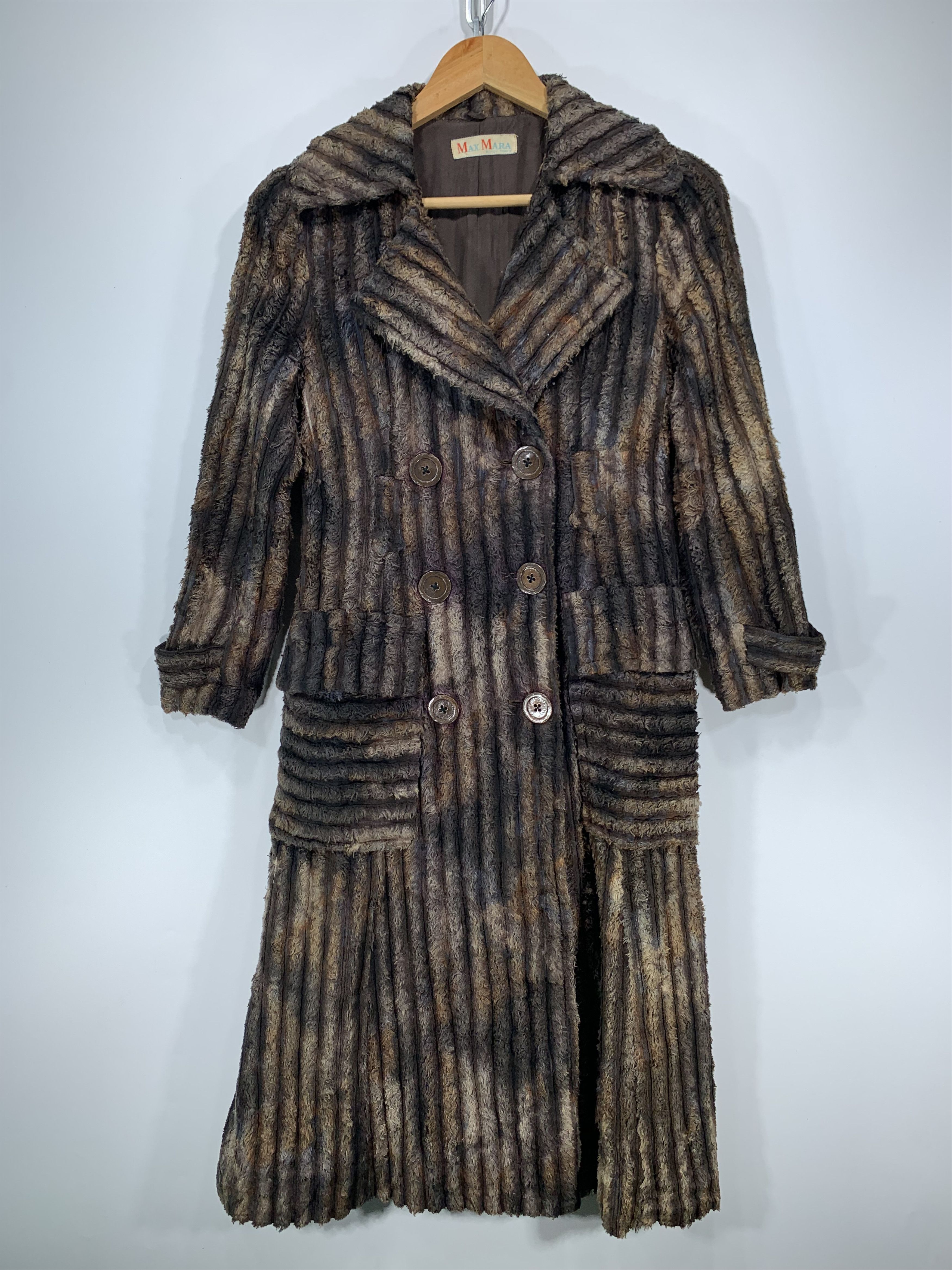 image of Vintage Max Mara Suncy Tokyo Blanket Coat in Fox, Women's (Size Small)