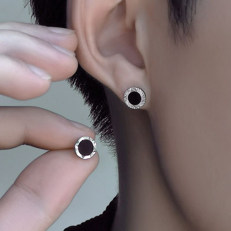 Jewelry × Sterling Silver Rome One pairs Rare Earrings Gothic Punk Chrome Jewelry Size ONE SIZE - 1 Thumbnail