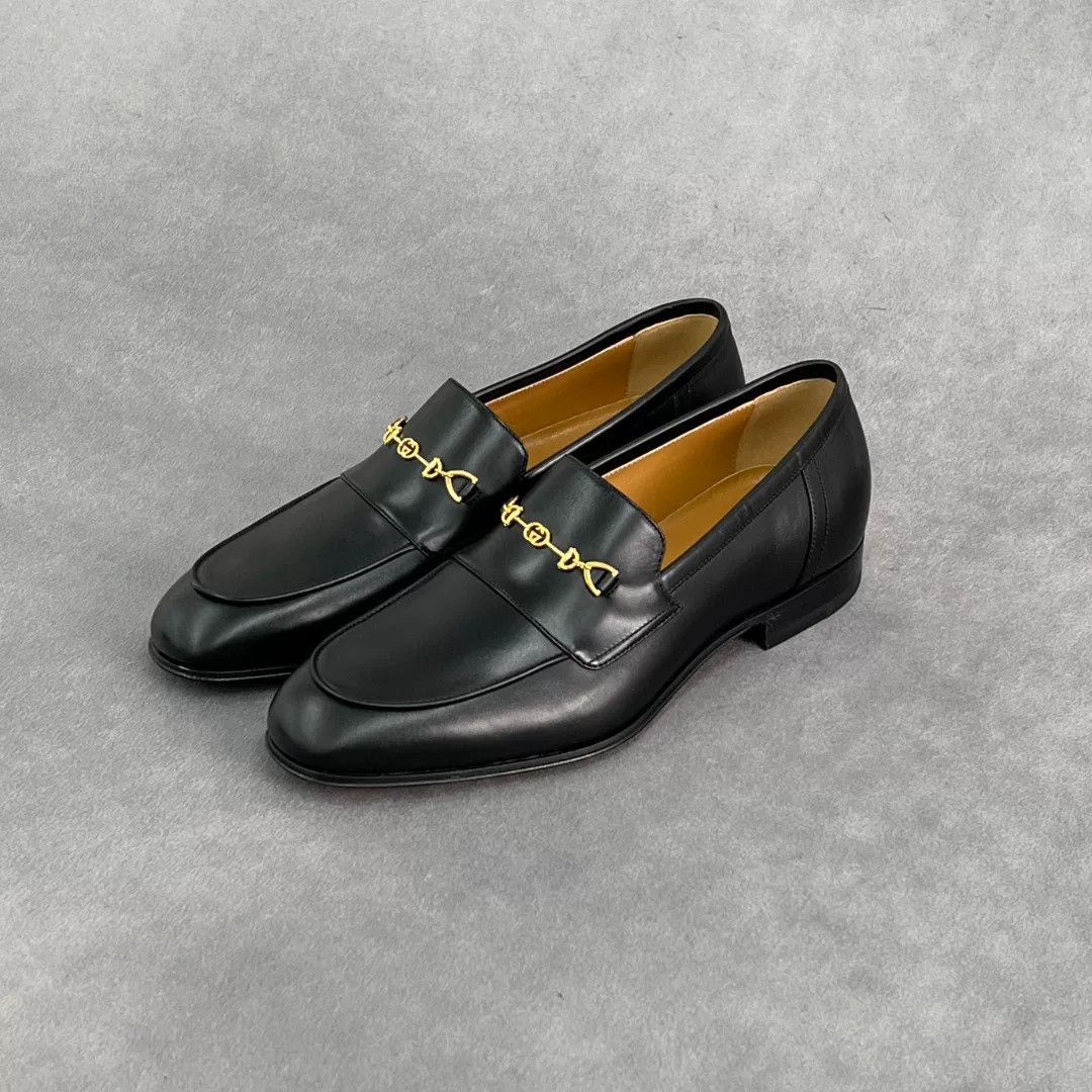 Gucci Gucci Leather Lowtop Sneakers 6 Men Size US 6 / EU 39 - 1 Thumbnail