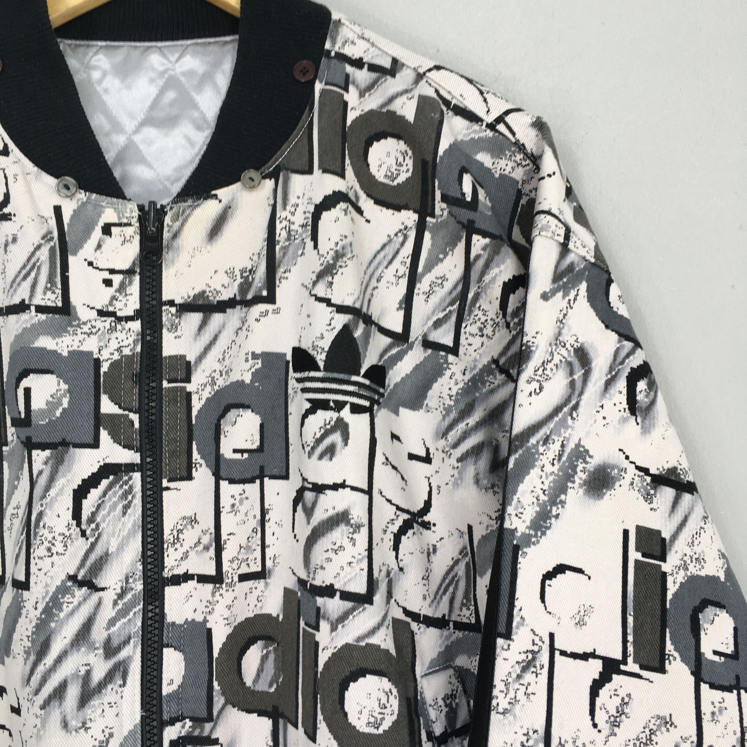 Adidas Vintage Adidas Trefoil Overprint Jacket Warmer Large Size US L / EU 52-54 / 3 - 2 Thumbnail