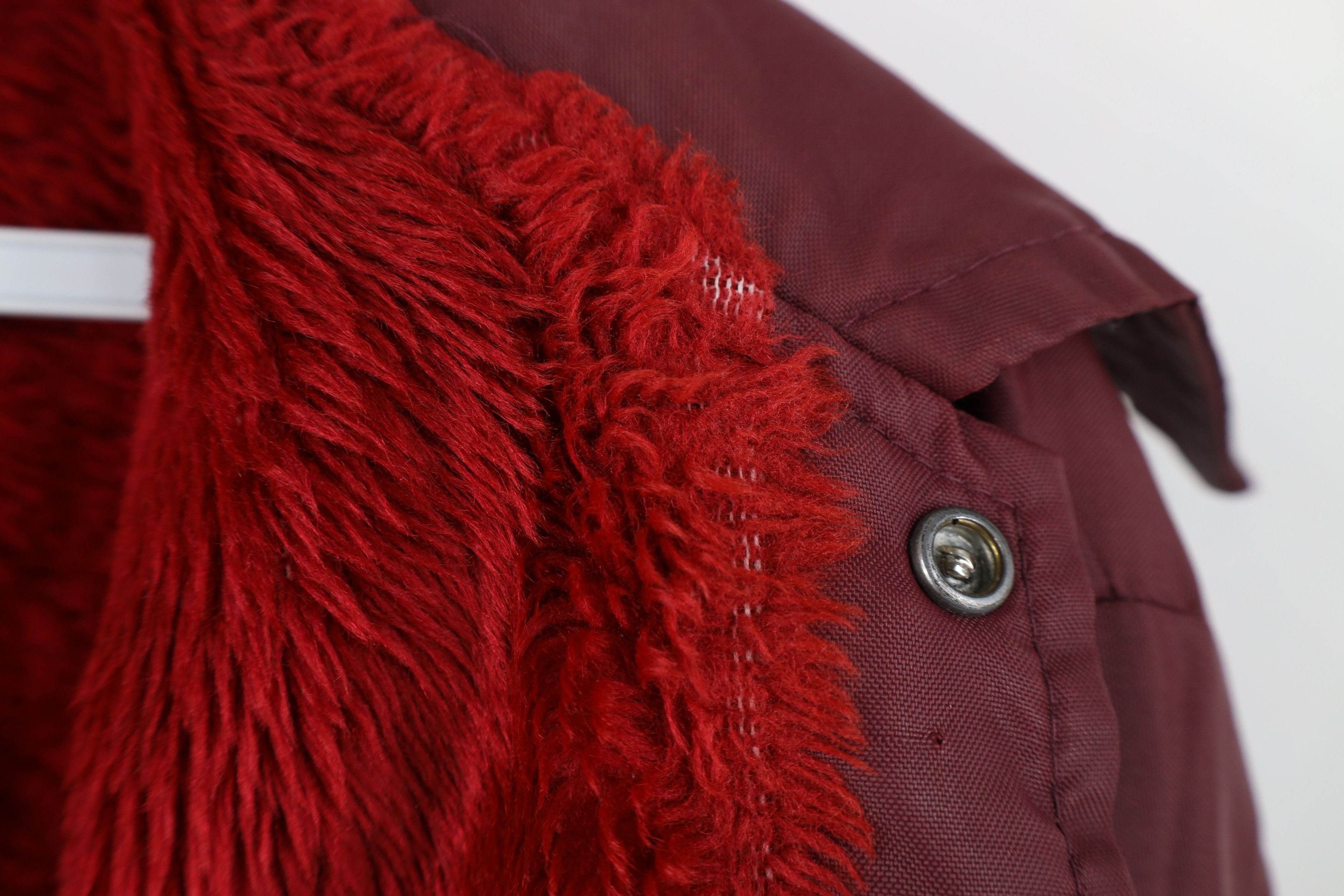 Vintage Vintage 70s Streetwear Coaches Windbreaker Jacket Red USA Size US L / EU 52-54 / 3 - 10 Thumbnail