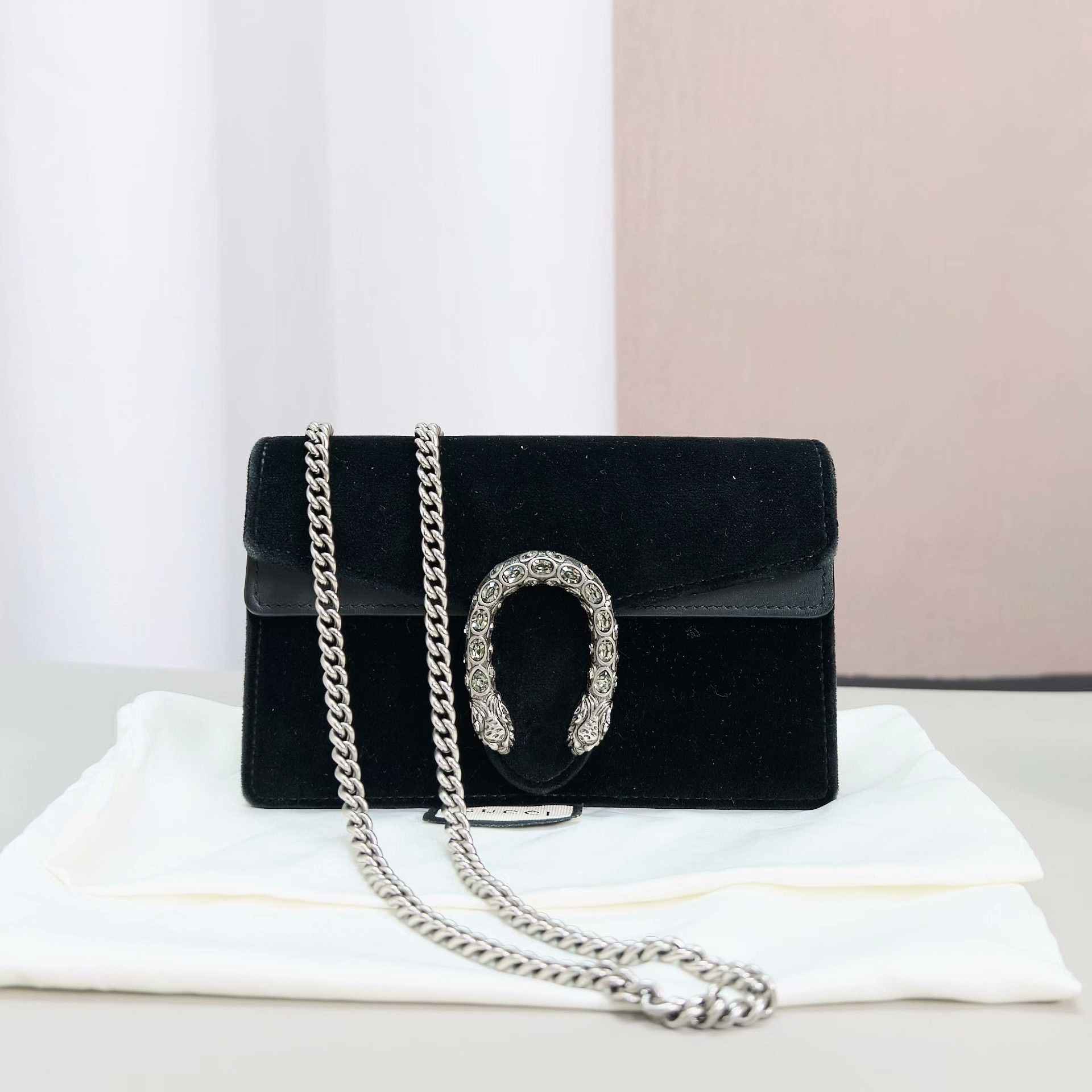 Gucci Pre-loved Bag Very good condition Size ONE SIZE - 1 Thumbnail
