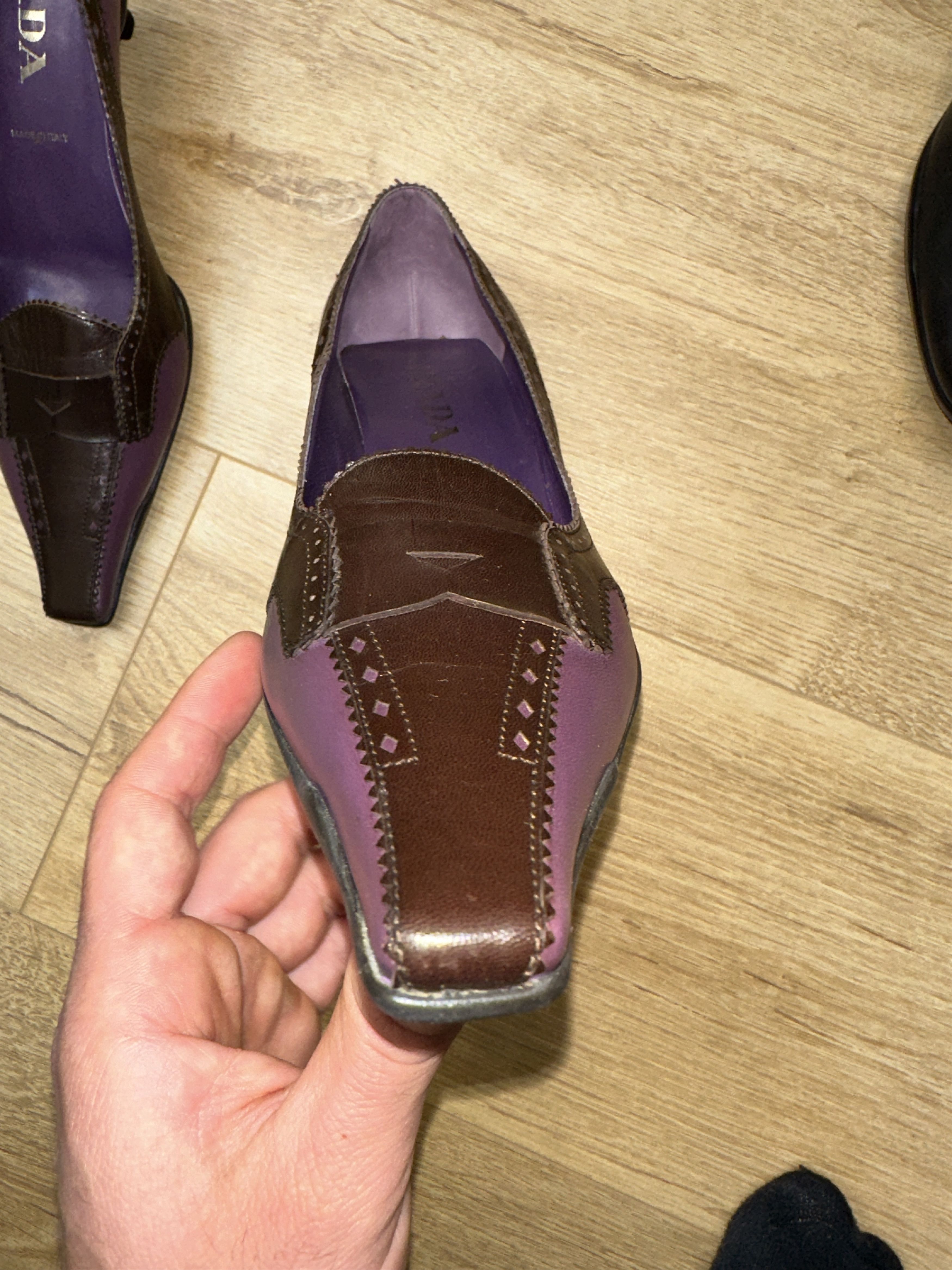 Prada Prada Two Tone Leather Heel Pumps Pointed Toe EU 39 8.5 Size US 8.5 / IT 38.5 - 8 Thumbnail