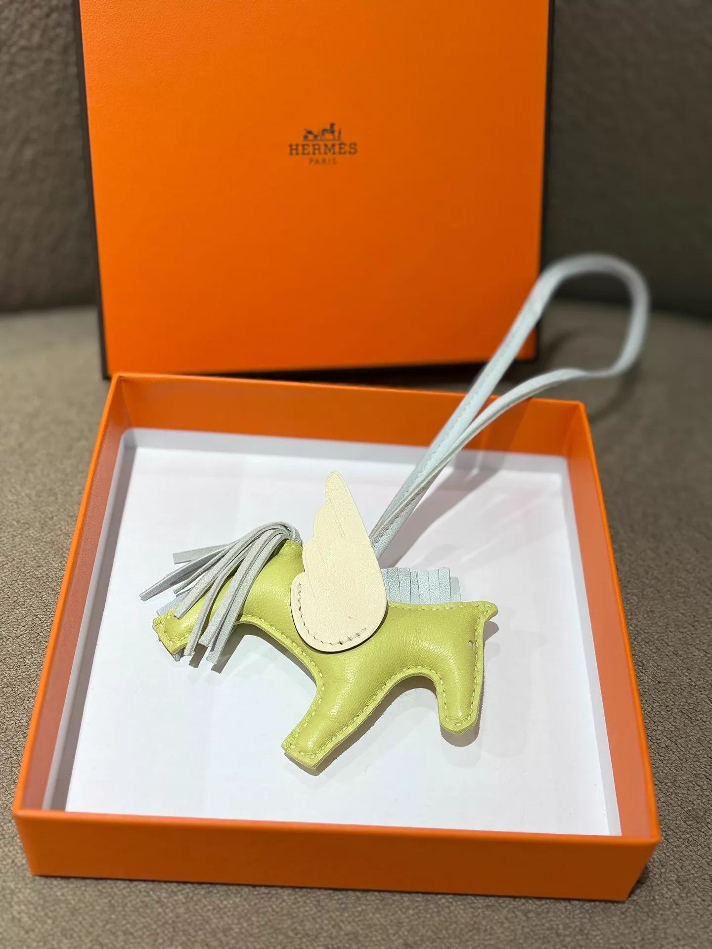 Hermes Hermes Avocado Green Mini Pegasus 99 New With Box Size ONE SIZE - 1 Thumbnail