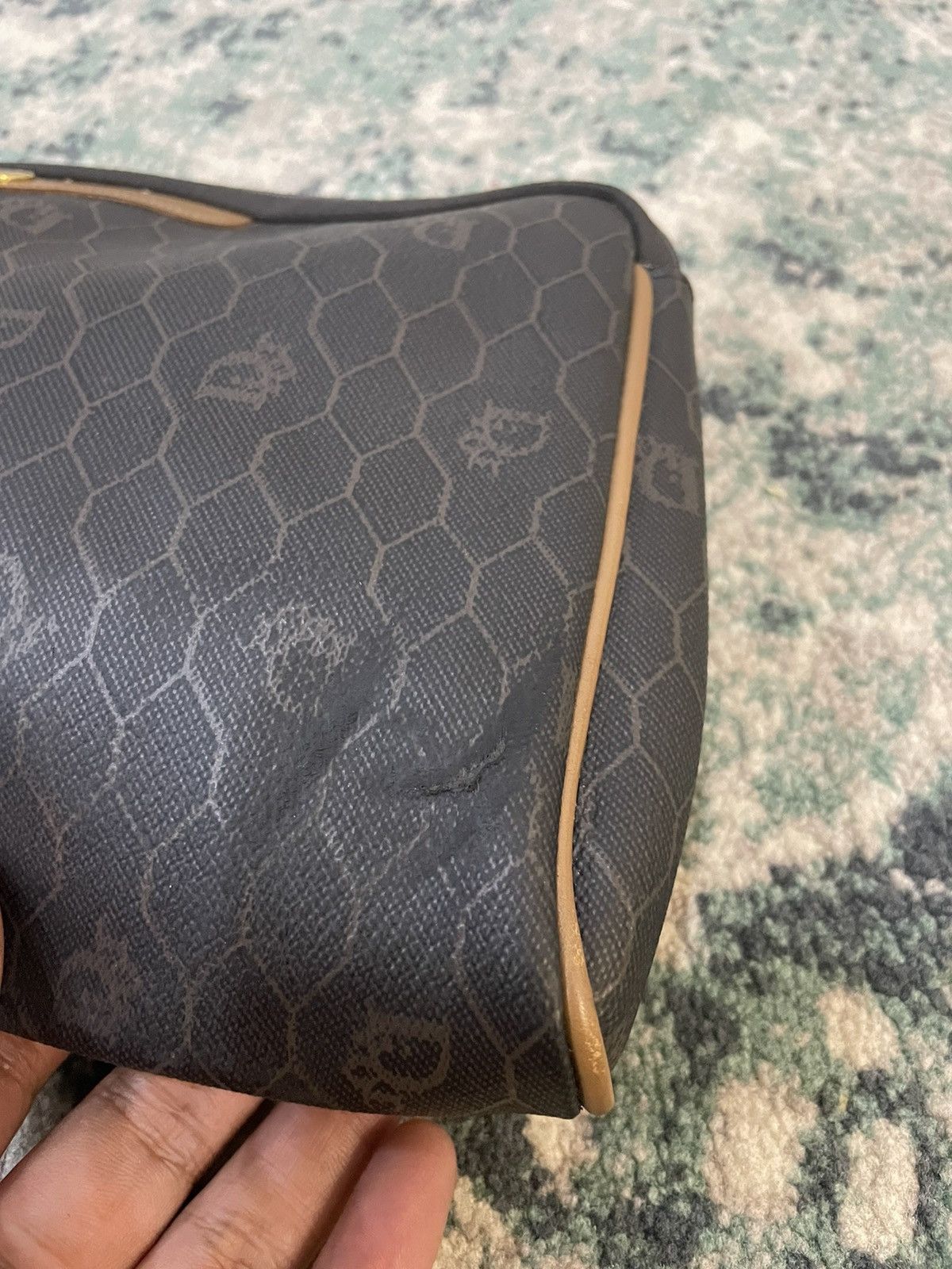 Dior 1990 - Dior Honey Comb Monogram Leather Clutch Bag Size ONE SIZE - 7 Thumbnail