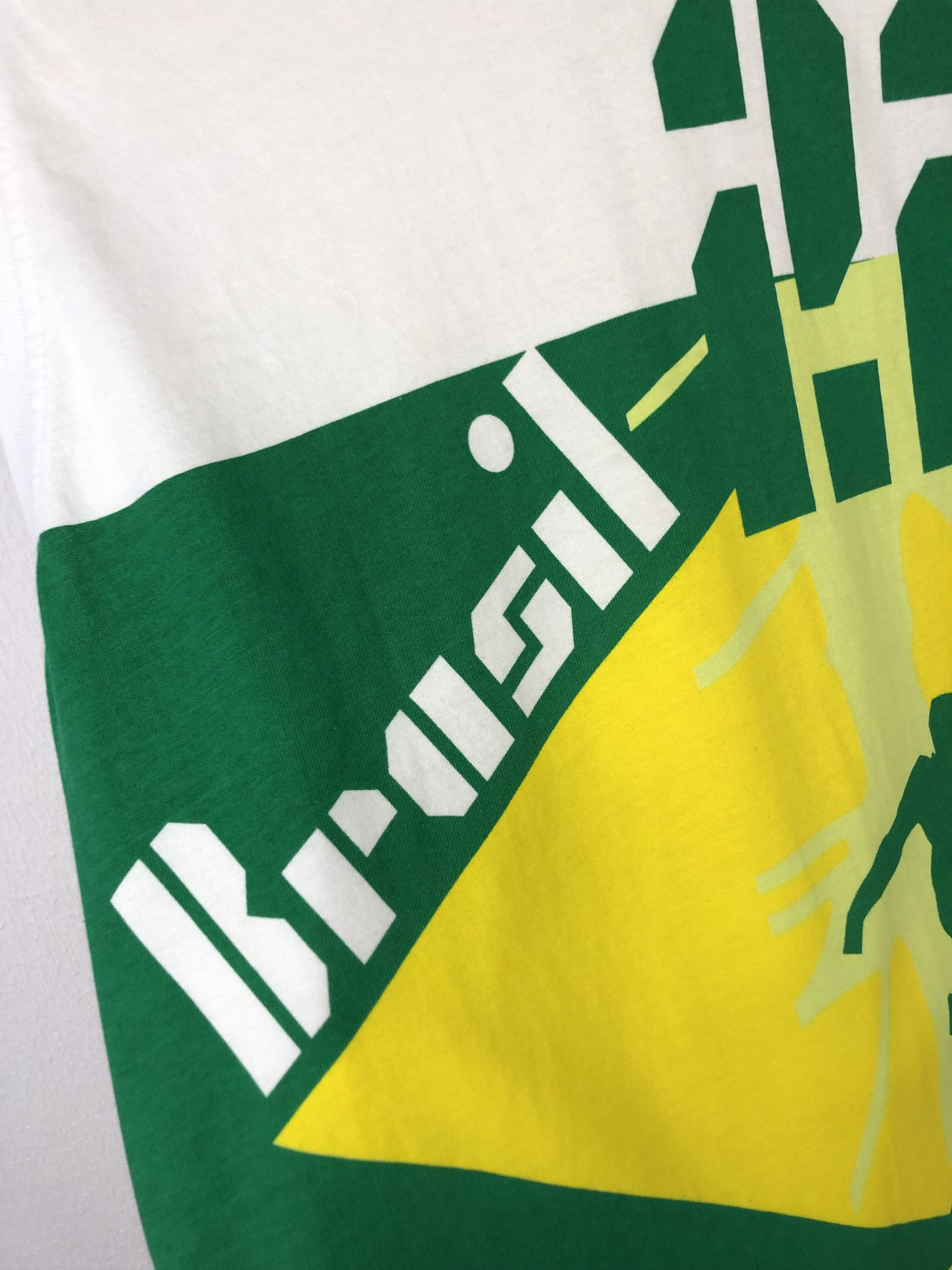 Adidas Vintage World Cup Brazil #22 Kaka Football Vest Tee Hype Size US XL / EU 56 / 4 - 4 Thumbnail