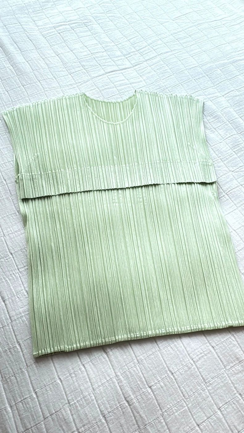 Issey Miyake Issey Miyake Green pleated vest Size L / US 10 / IT 46 - 2 Thumbnail