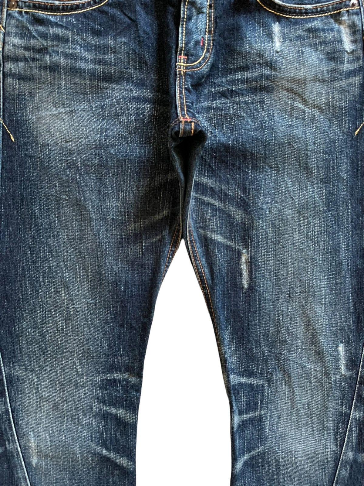 Edwin Vintage Japanese Edwin Flared Buckle Back Distressed Jeans Size 32" / US 10 / IT 46 - 5 Thumbnail