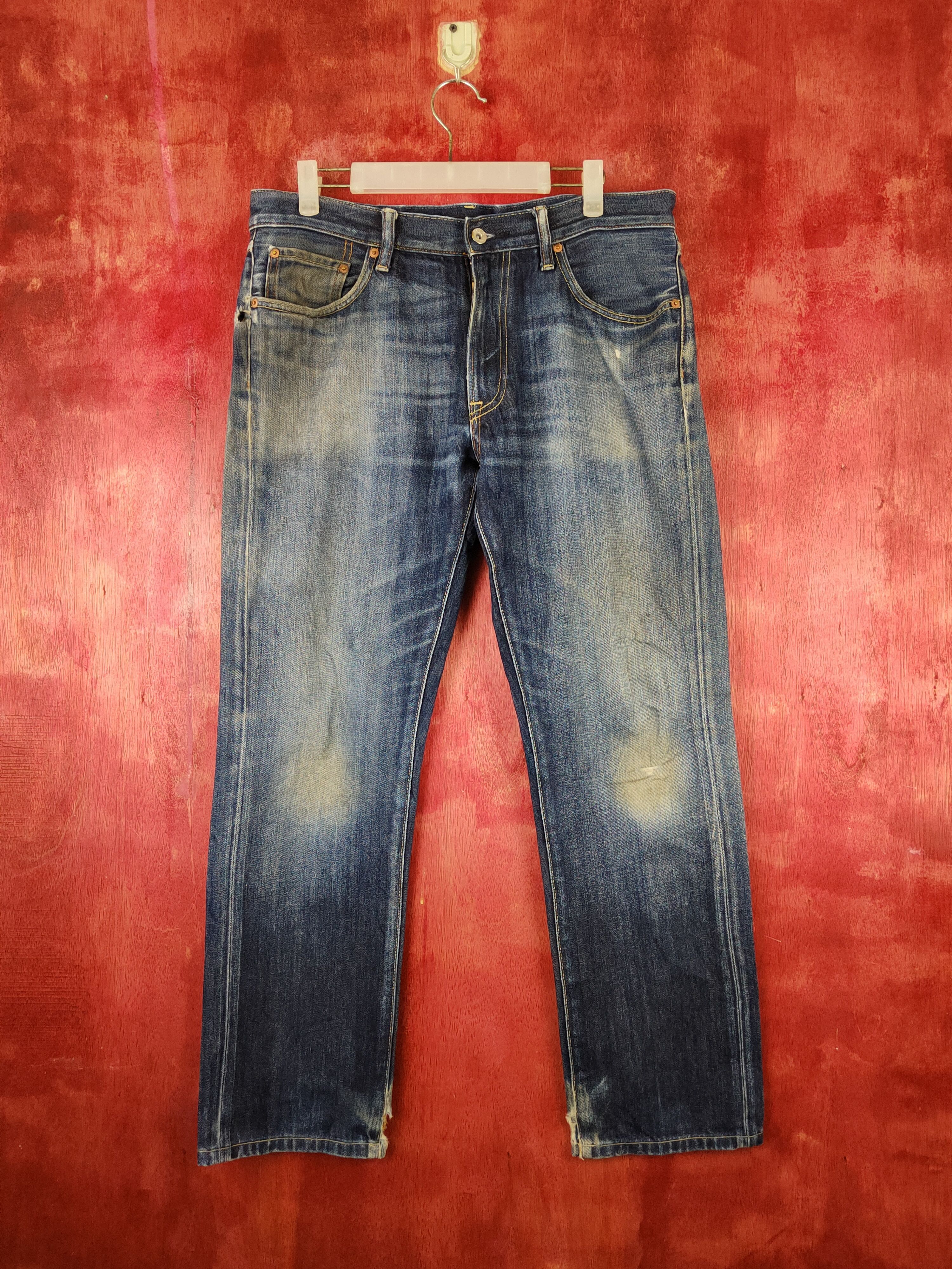Japanese Brand Uniqlo Dark Blue Distressed Ripped Jeans #S1673 Size US 32 / EU 48 - 1 Thumbnail