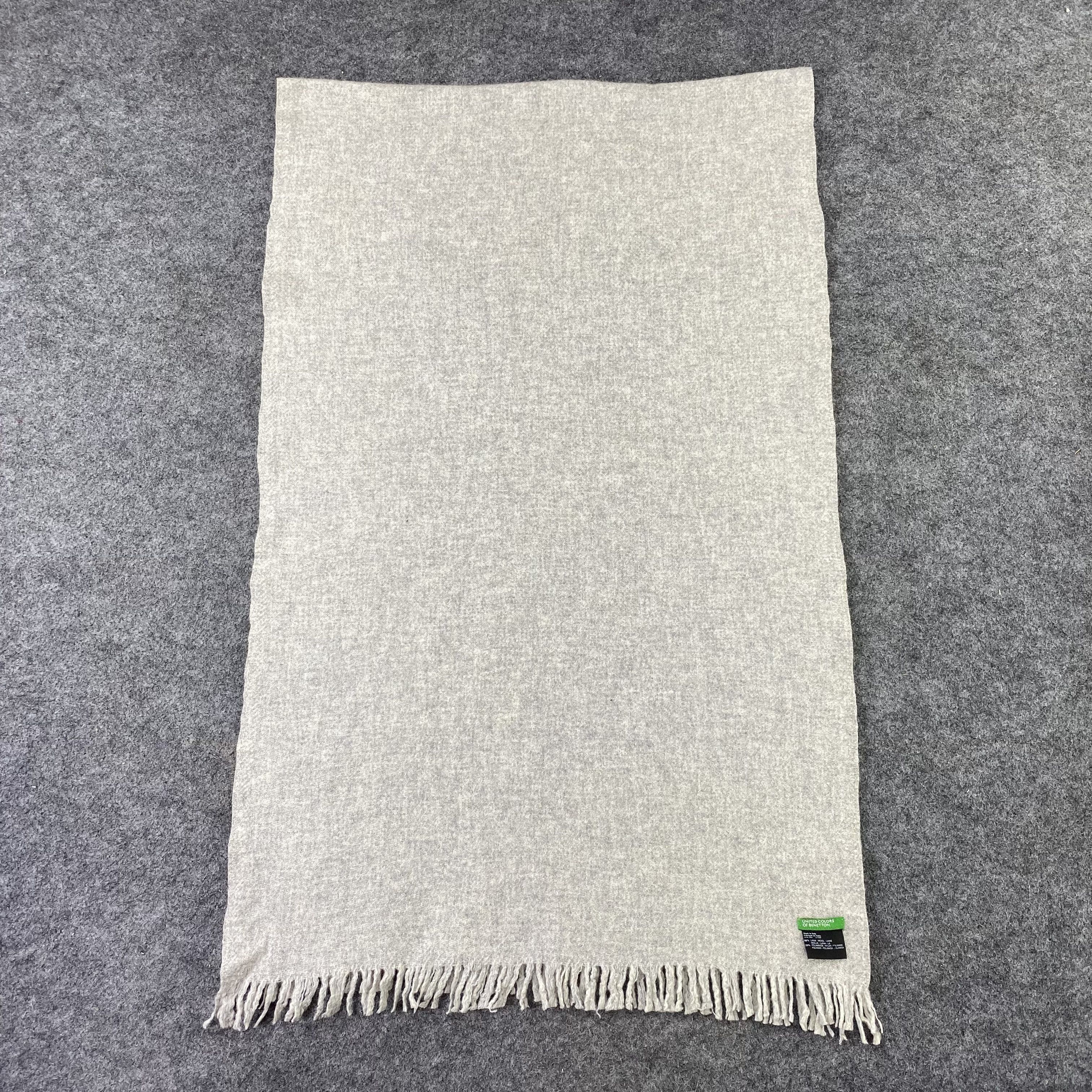 United Colors Of Benetton United Colors Of Benetton Muffler / Scarf / Neckwear-K080 Size ONE SIZE - 2 Thumbnail