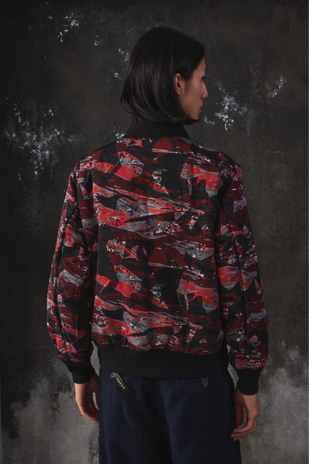 White Mountaineering white Mountaineering × FIELD CAMO PRINTED REVERSIBLE MA-1 Size US S / EU 44-46 / 1 - 9 Thumbnail