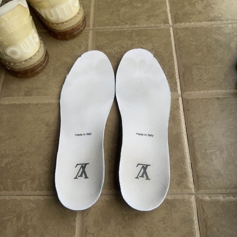 Louis Vuitton Louis Vuitton Trainer Transparent Logo Fashion Sneakers - Size US 8.5 / EU 41-42 - 3 Thumbnail