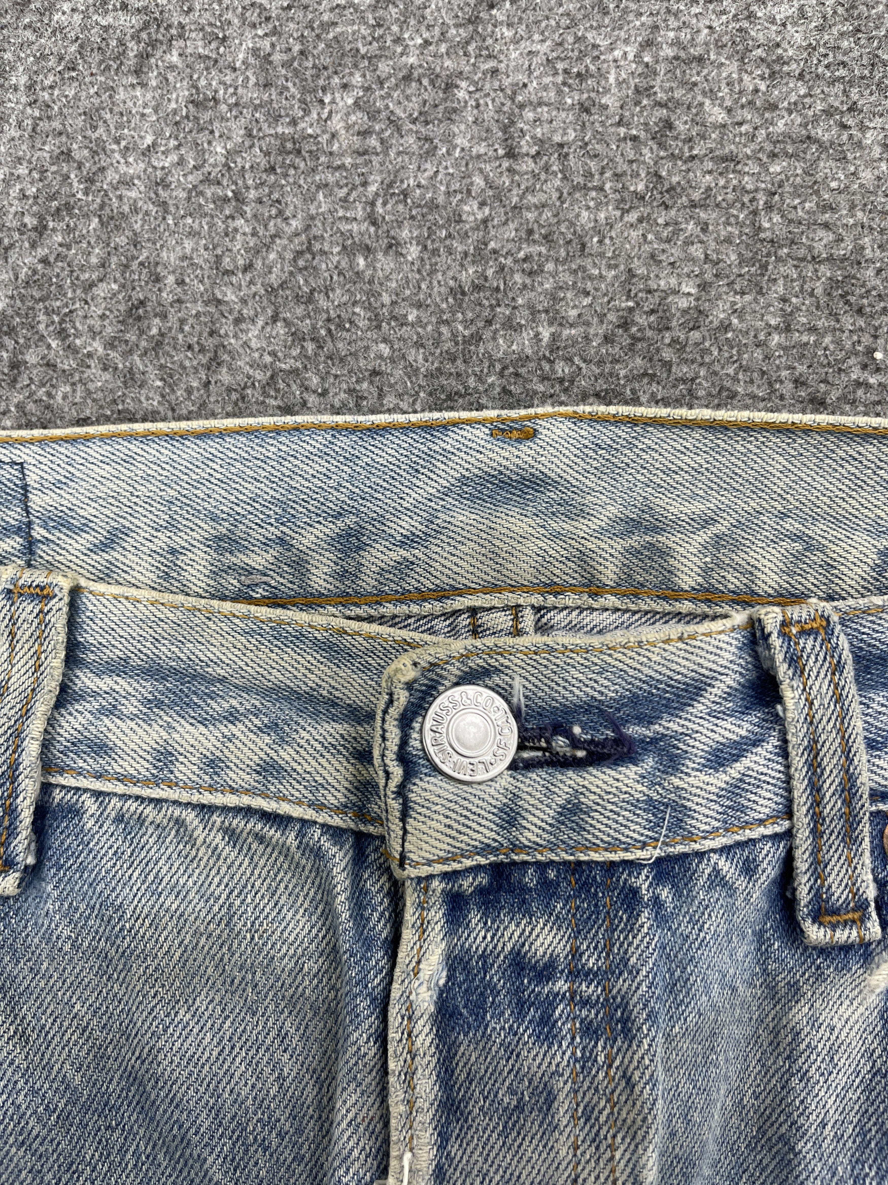 Levi's × Vintage Vintage 90s Levis 501 Light Blue Washed Jeans Size US 33 - 10 Thumbnail